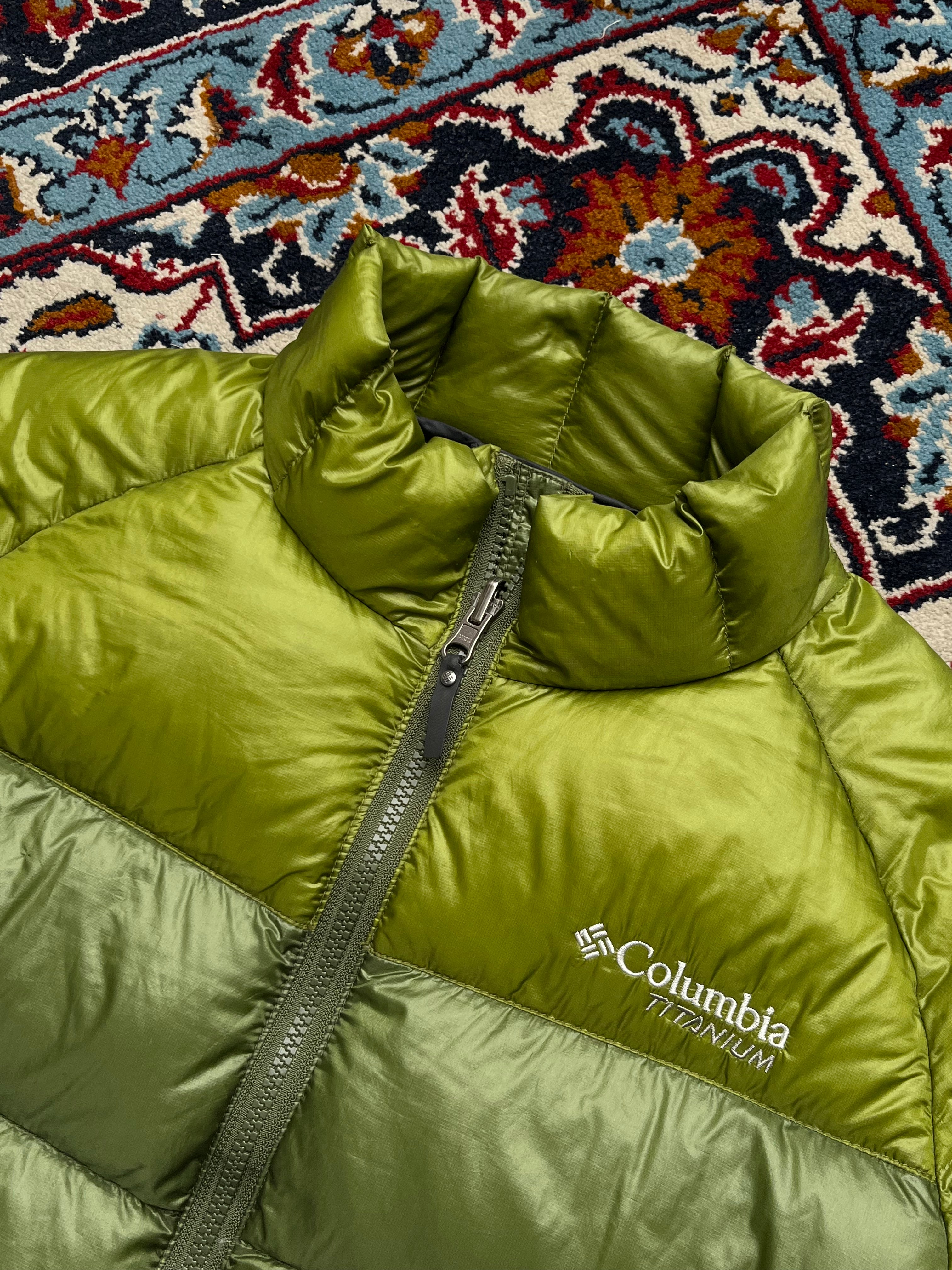 Columbia Titanium Interchange Goose Down Two Tone Green Puffer Jacket - M