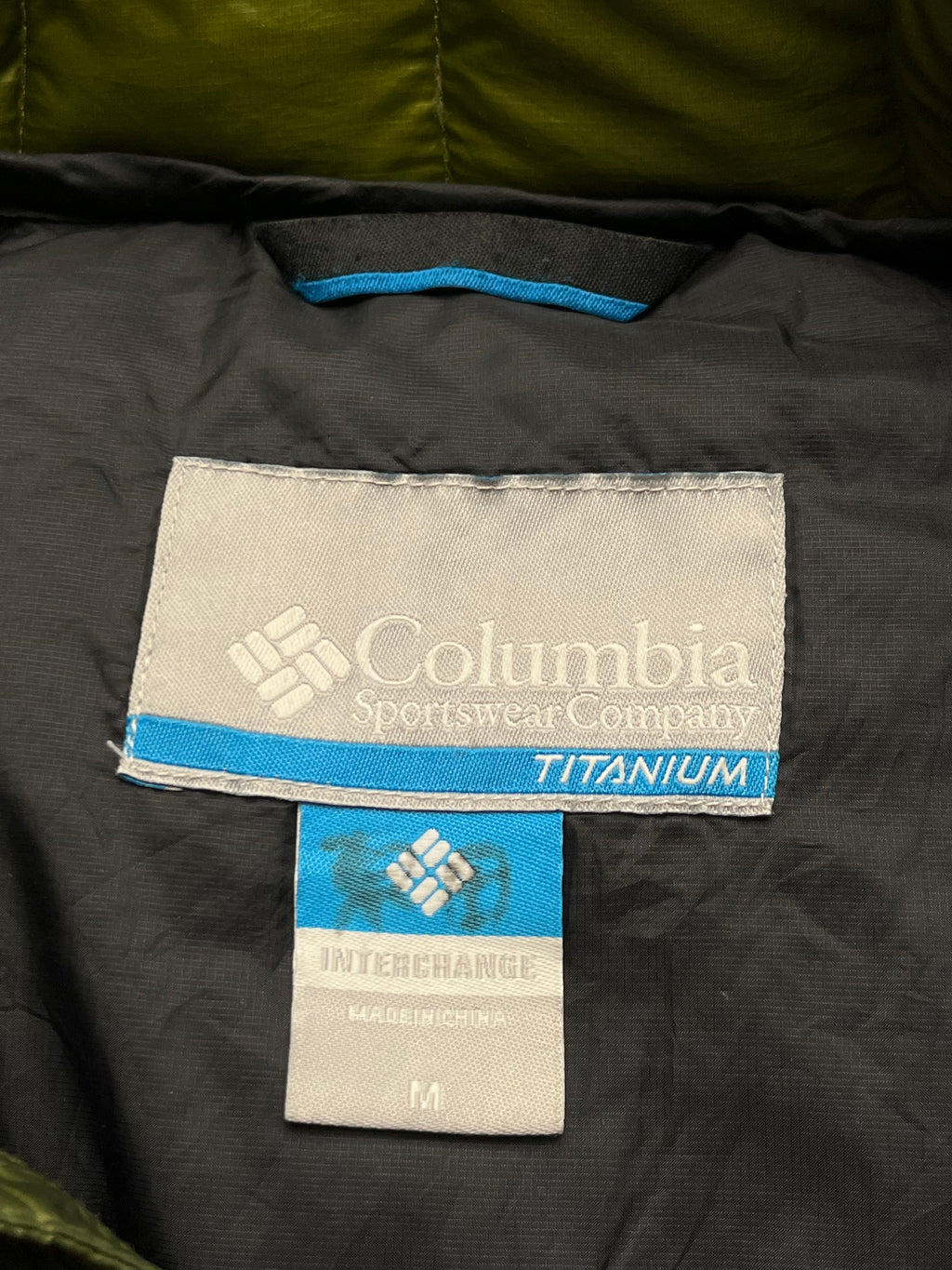 Columbia Titanium Interchange Goose Down Two Tone Green Puffer Jacket - M