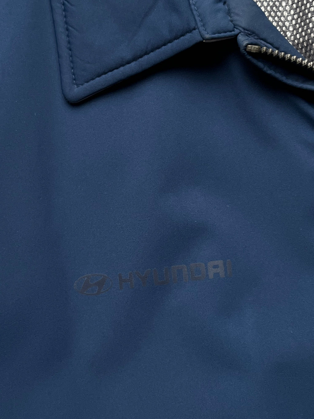 Vintage Hyundai 3M Thinsulate Workwear Puffer Jacket - L