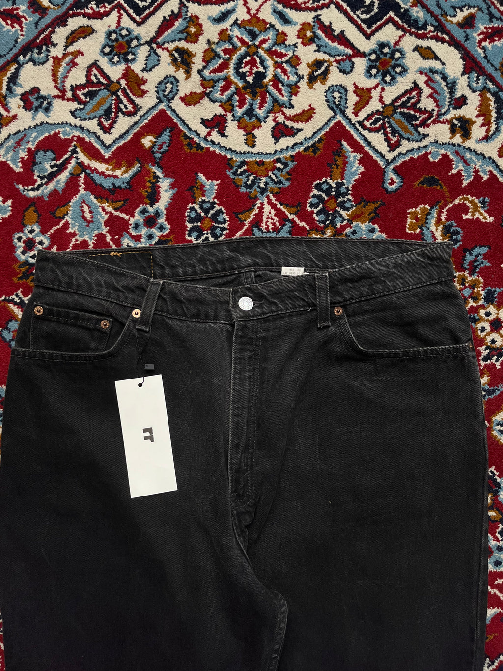 Vintage Levi's 550 Relaxed Fit Black Washed Heavyweight JEANS - 36