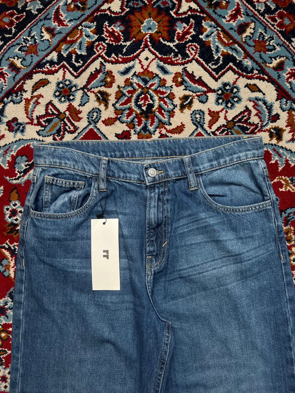 Lucky Brand High Rise Wide Fit Medium Washed JEANS - 32
