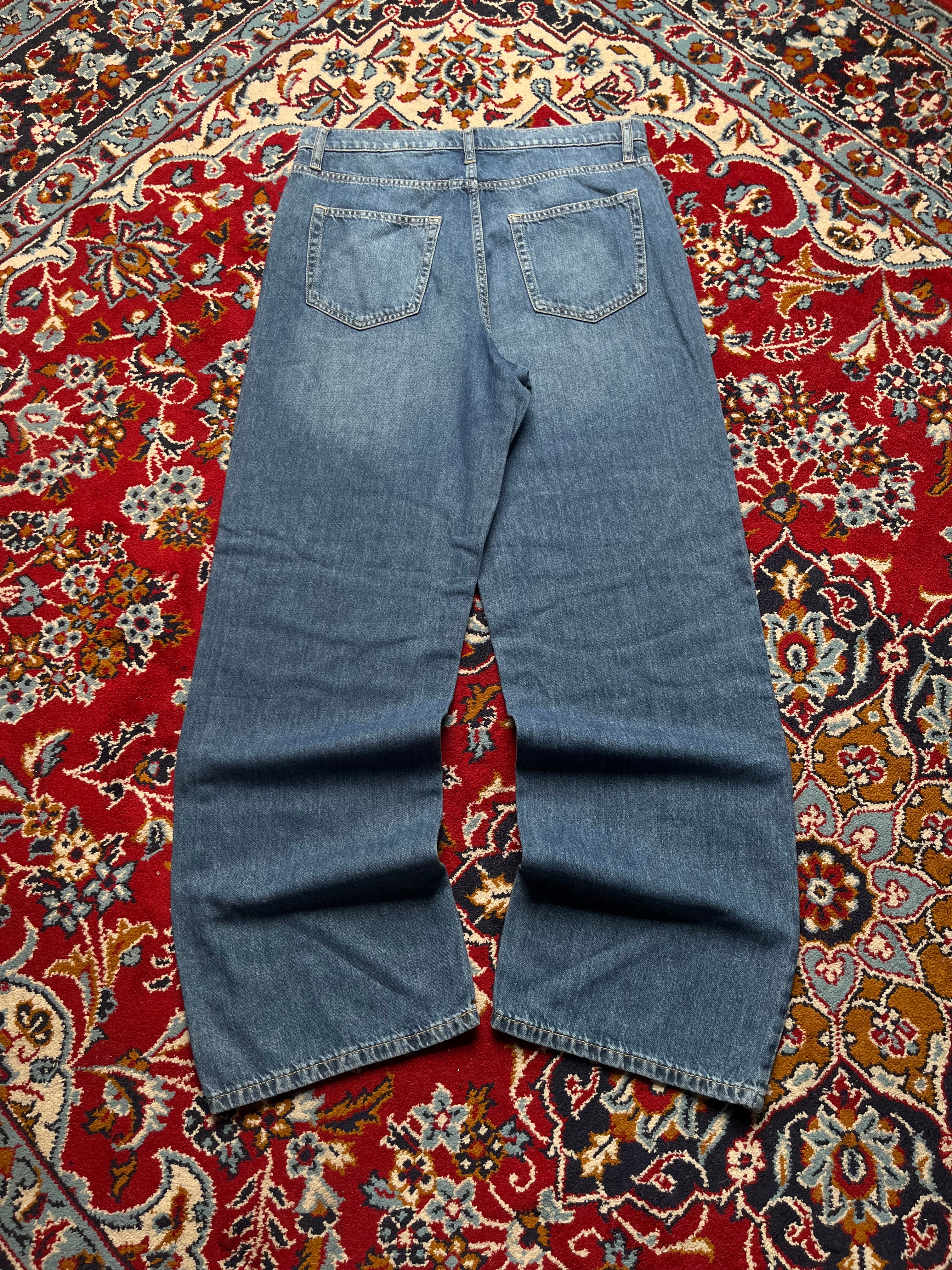 Lucky Brand High Rise Wide Fit Medium Washed JEANS - 32