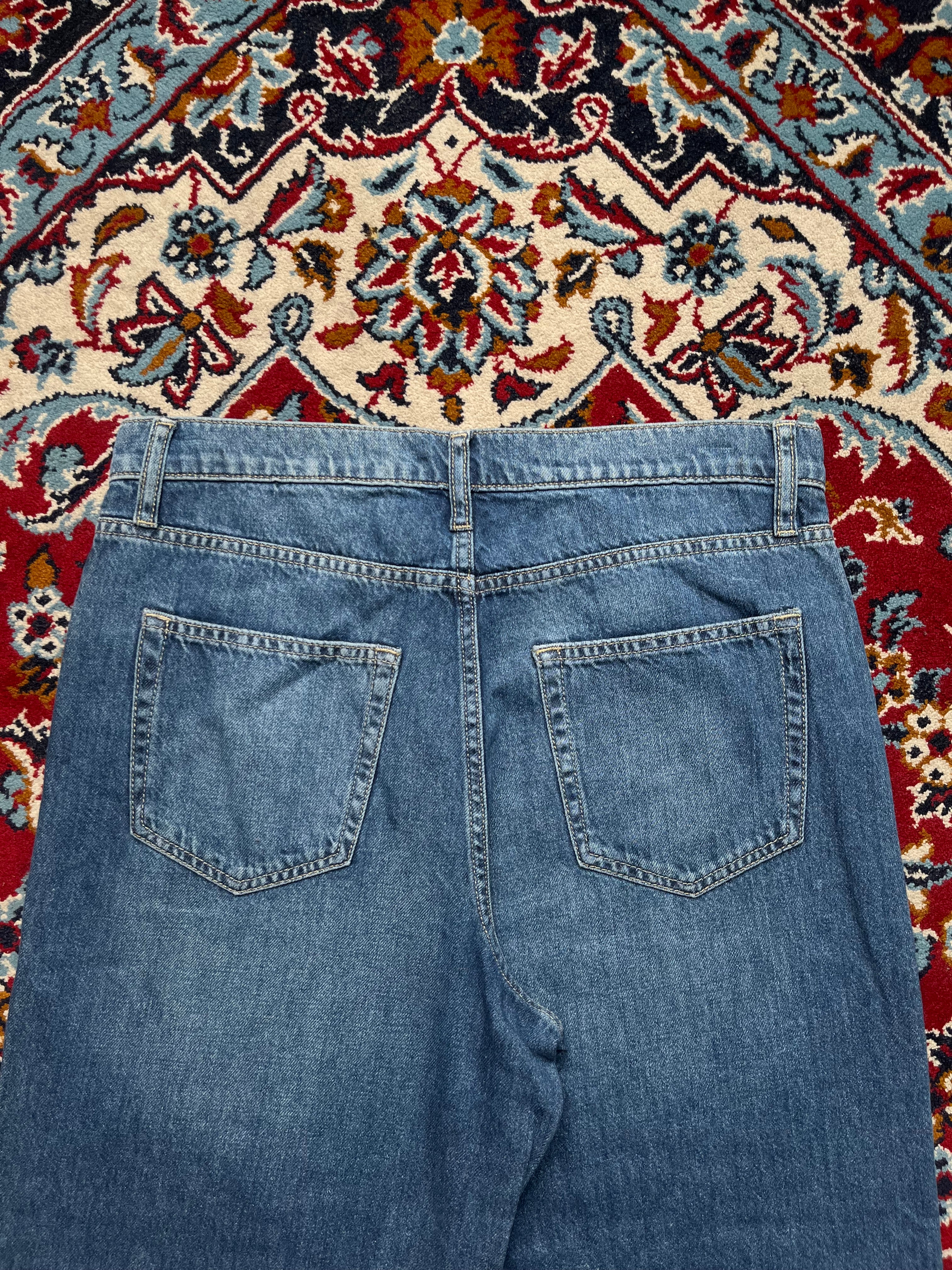 Lucky Brand High Rise Wide Fit Medium Washed JEANS - 32
