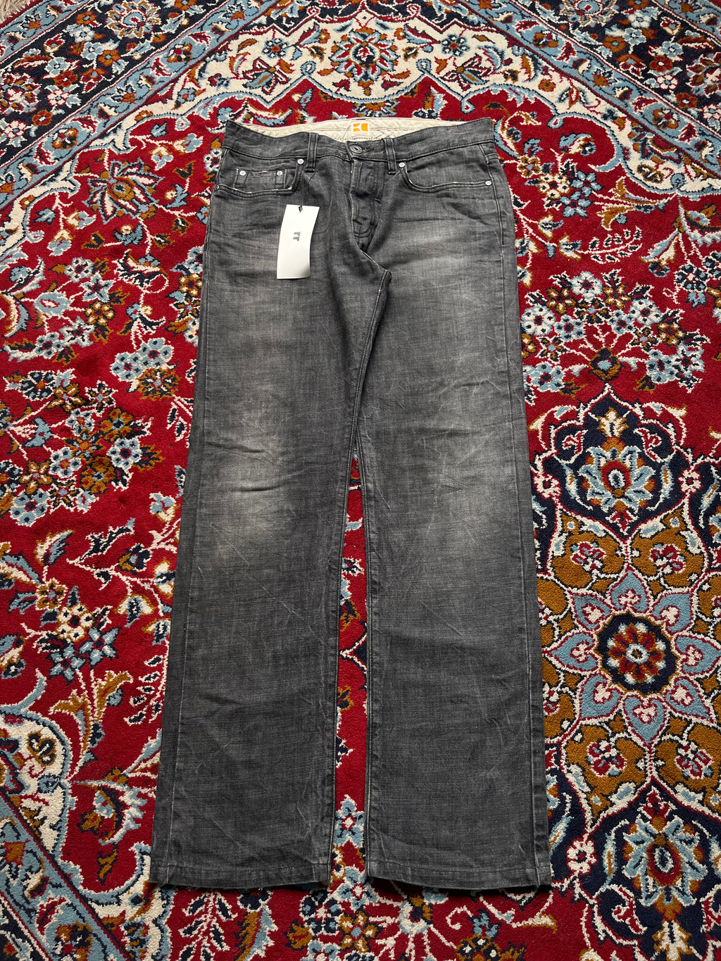 Boss Orange Faded Charcoal Straight Fit JEANS - 32