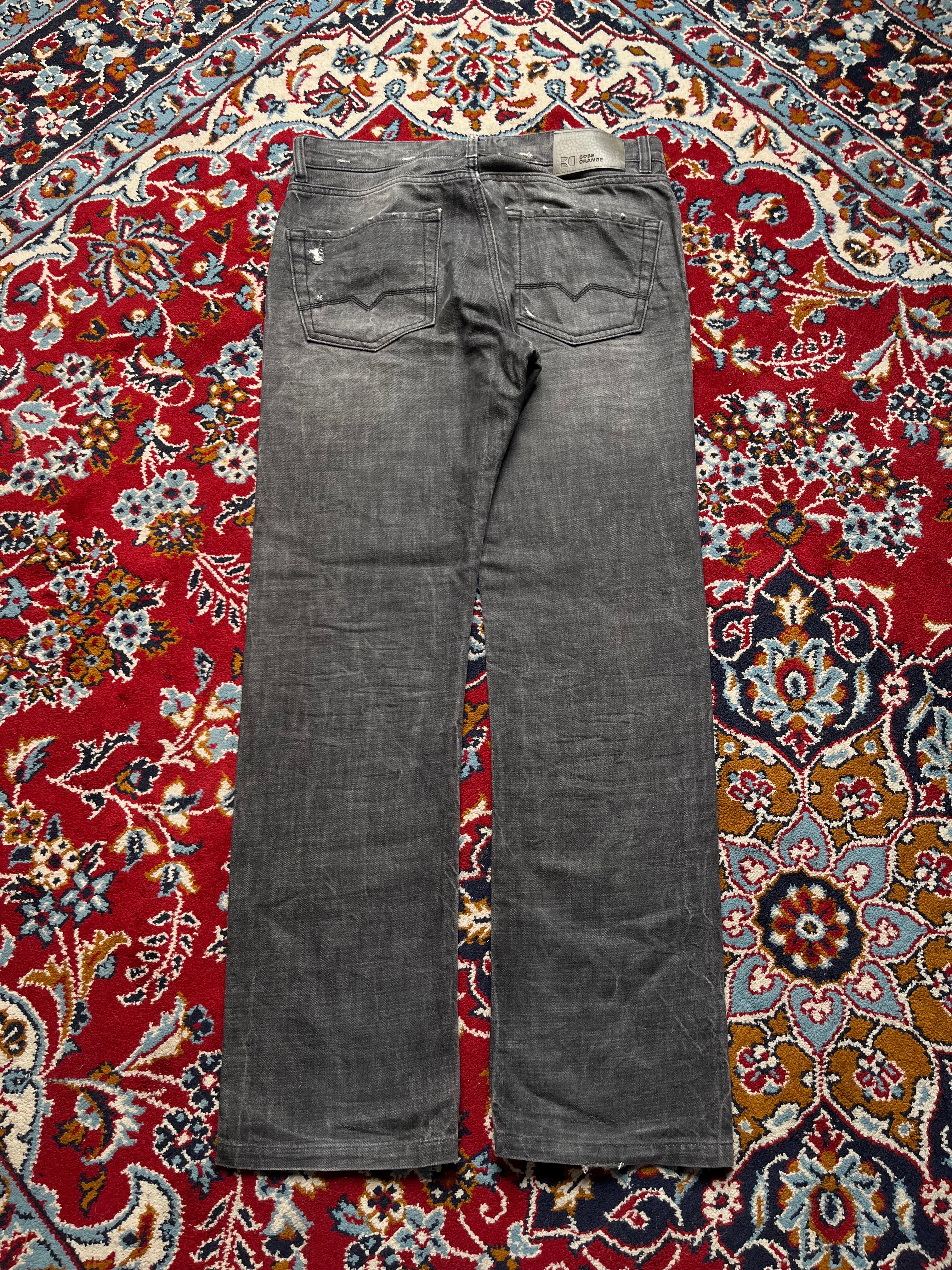 Boss Orange Faded Charcoal Straight Fit JEANS - 32