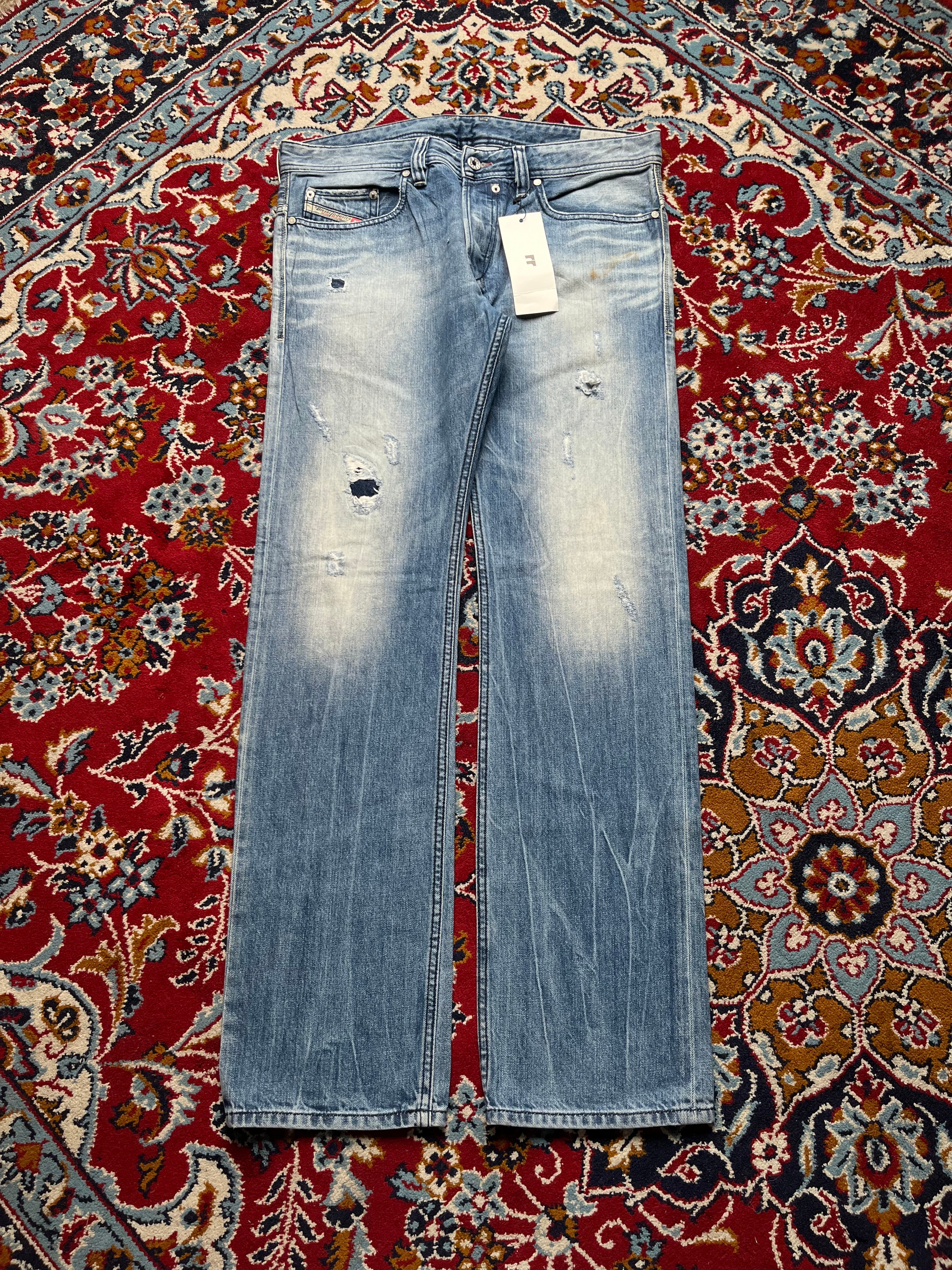 Diesel Safado Regular Straight Fit Light Washed Distressed JEANS - 34