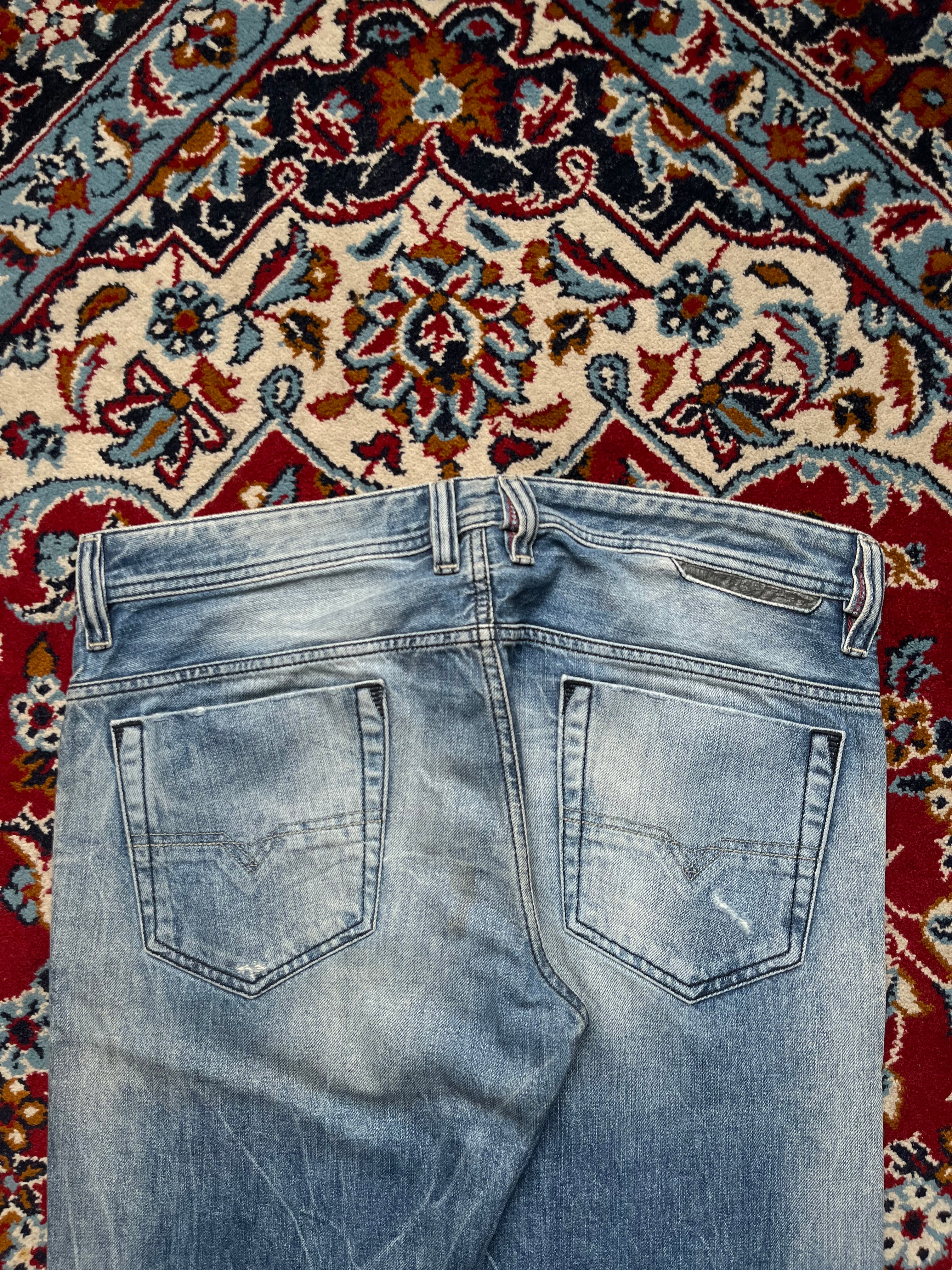 Diesel Safado Regular Straight Fit Light Washed Distressed JEANS - 34