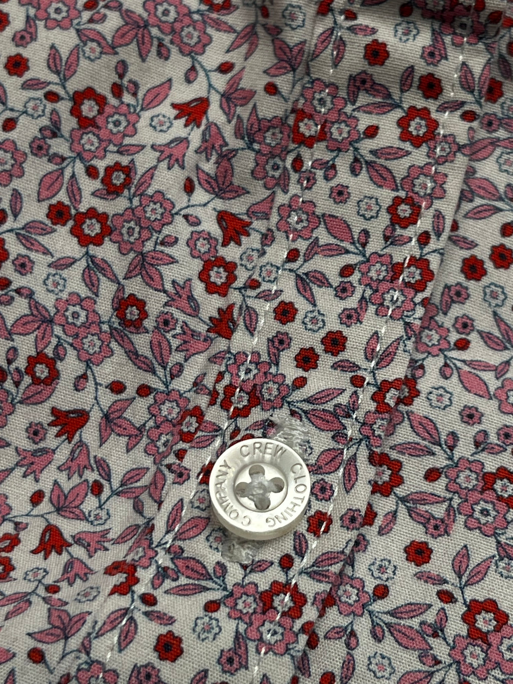 CREW CLOTHING COMPANY CLASSIC FIT FLORAL PRINT BUTTON DOWN WOMEN SHIRT - M