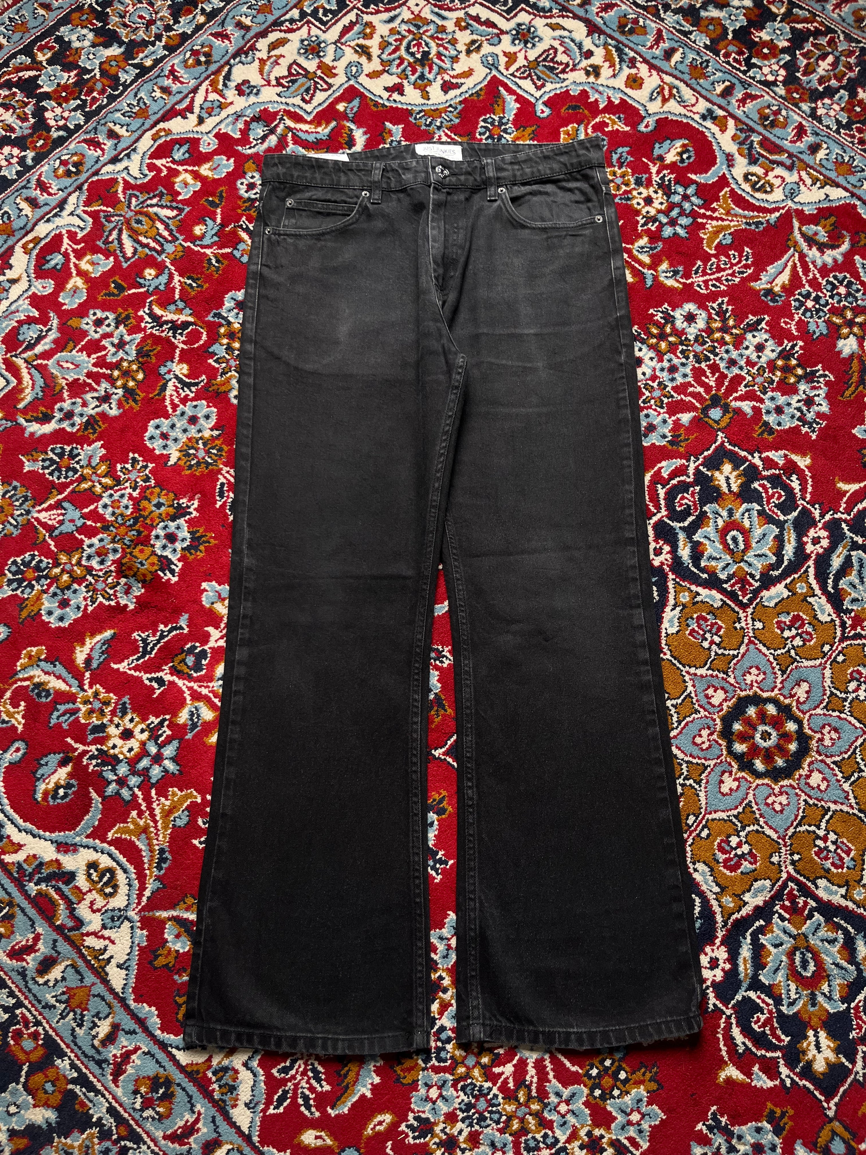 JUST JUNKIES Sonny Black Bootcut Jeans - 34