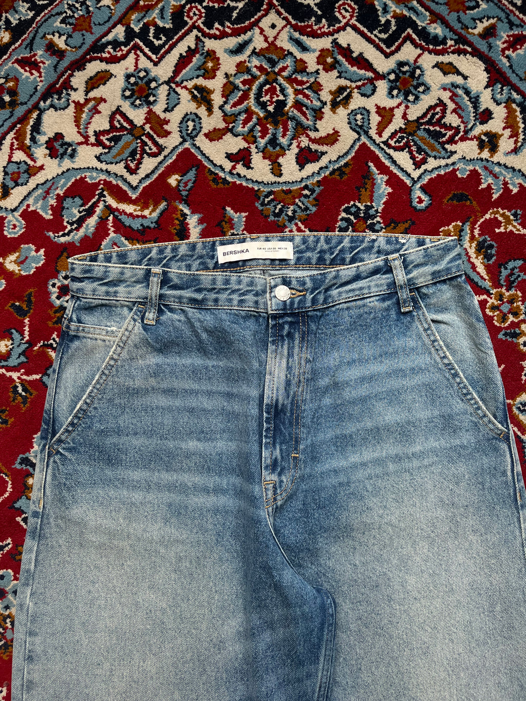 Bershka Light Washed Baggy Fit Streetwear Faded JEANS - 32