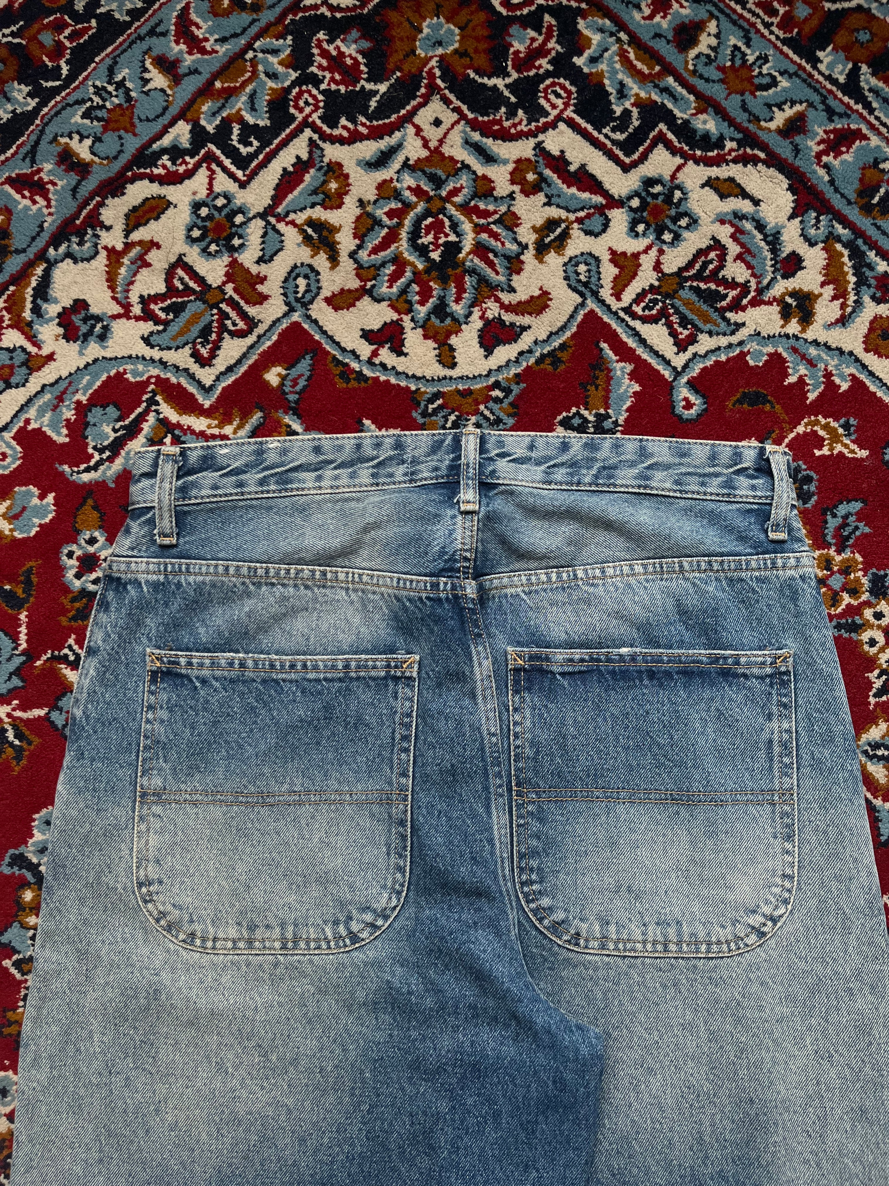 Bershka Light Washed Baggy Fit Streetwear Faded JEANS - 32