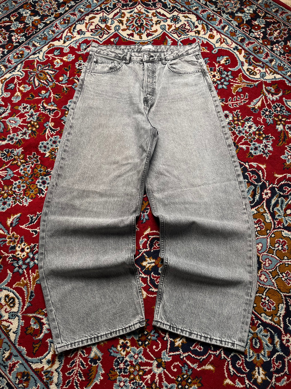 Gina Tricot Grey Acid Washed Baggy Fit JEANS - 34