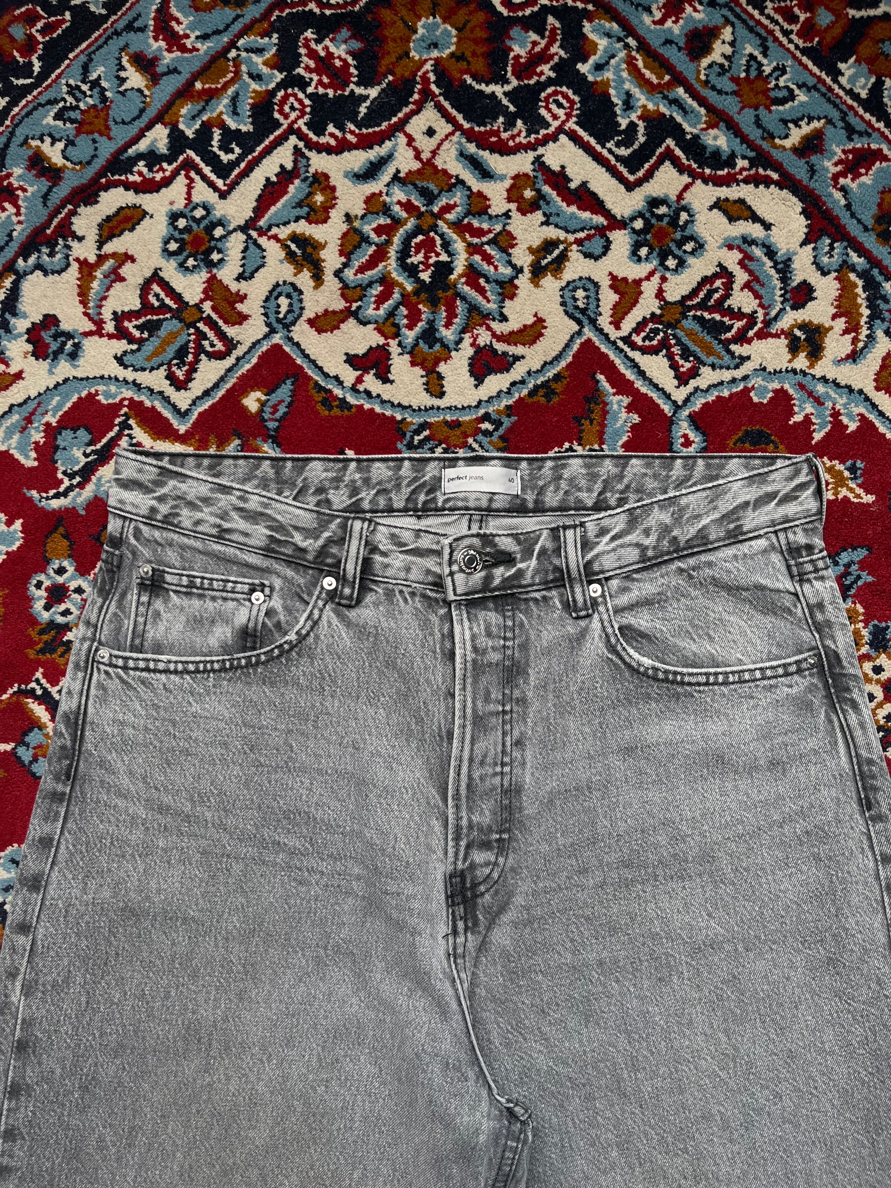 Gina Tricot Grey Acid Washed Baggy Fit JEANS - 34