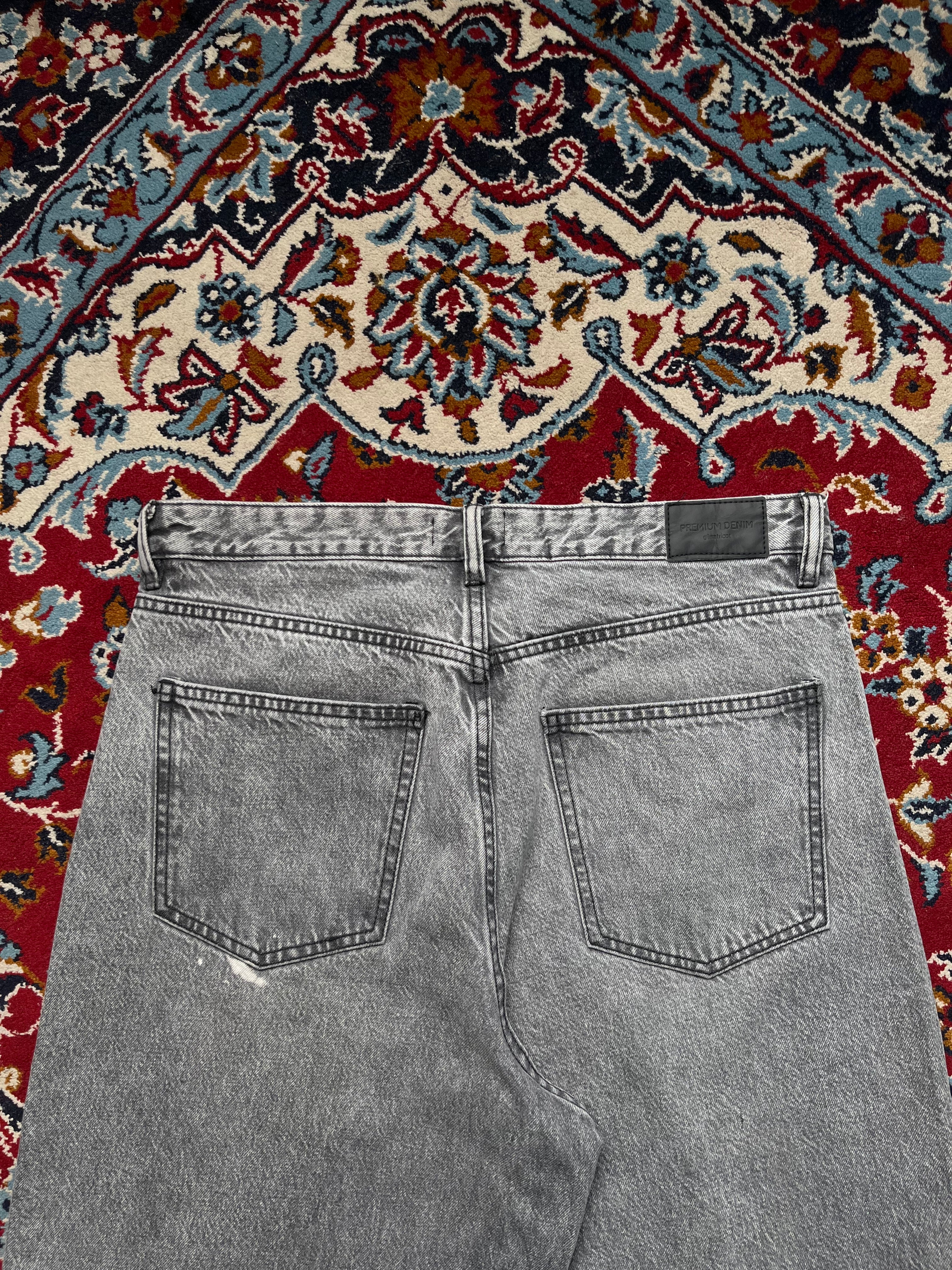 Gina Tricot Grey Acid Washed Baggy Fit JEANS - 34