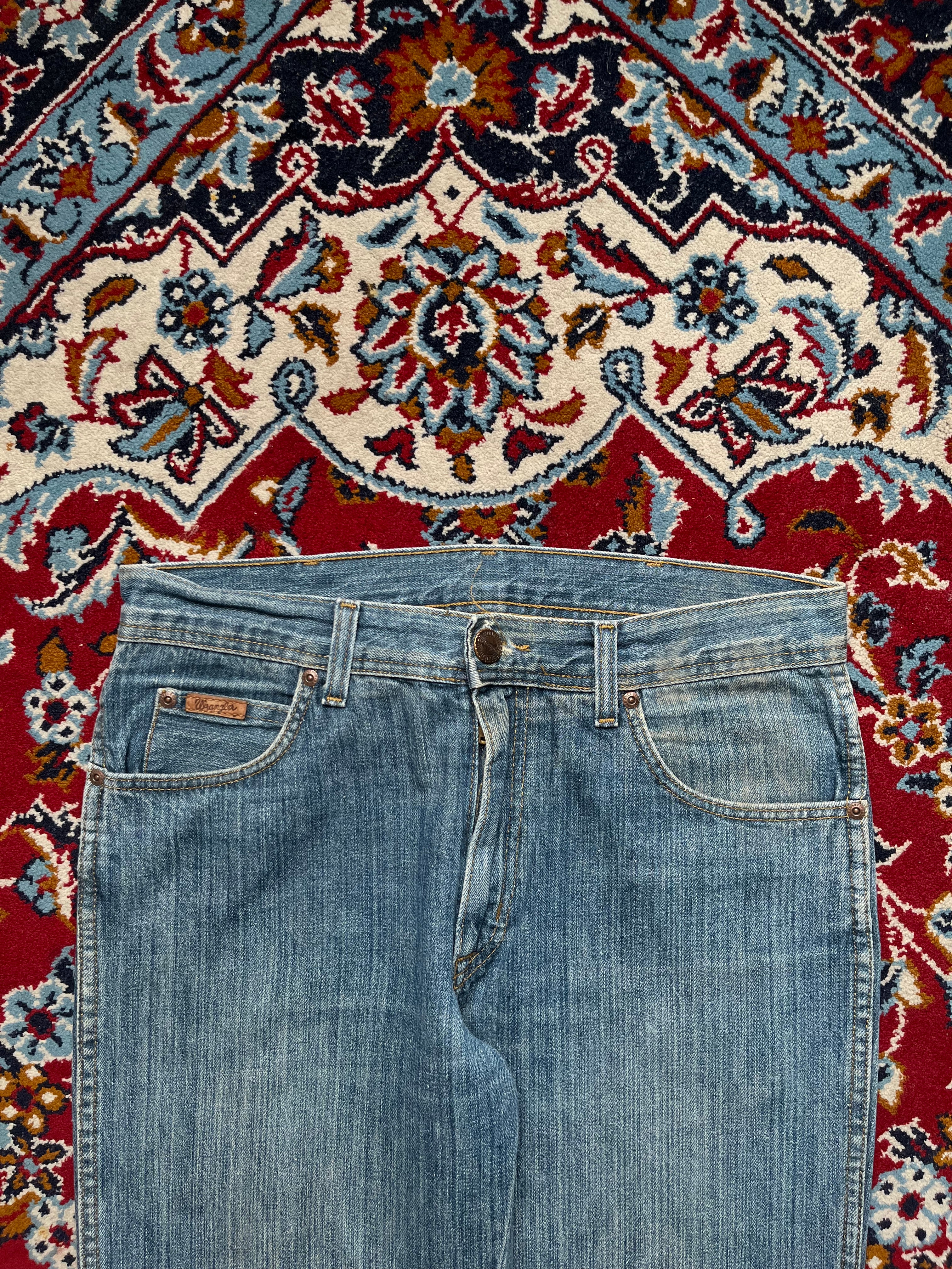 Wrangler Authentics Straight Fit Light Washed Jeans - 30