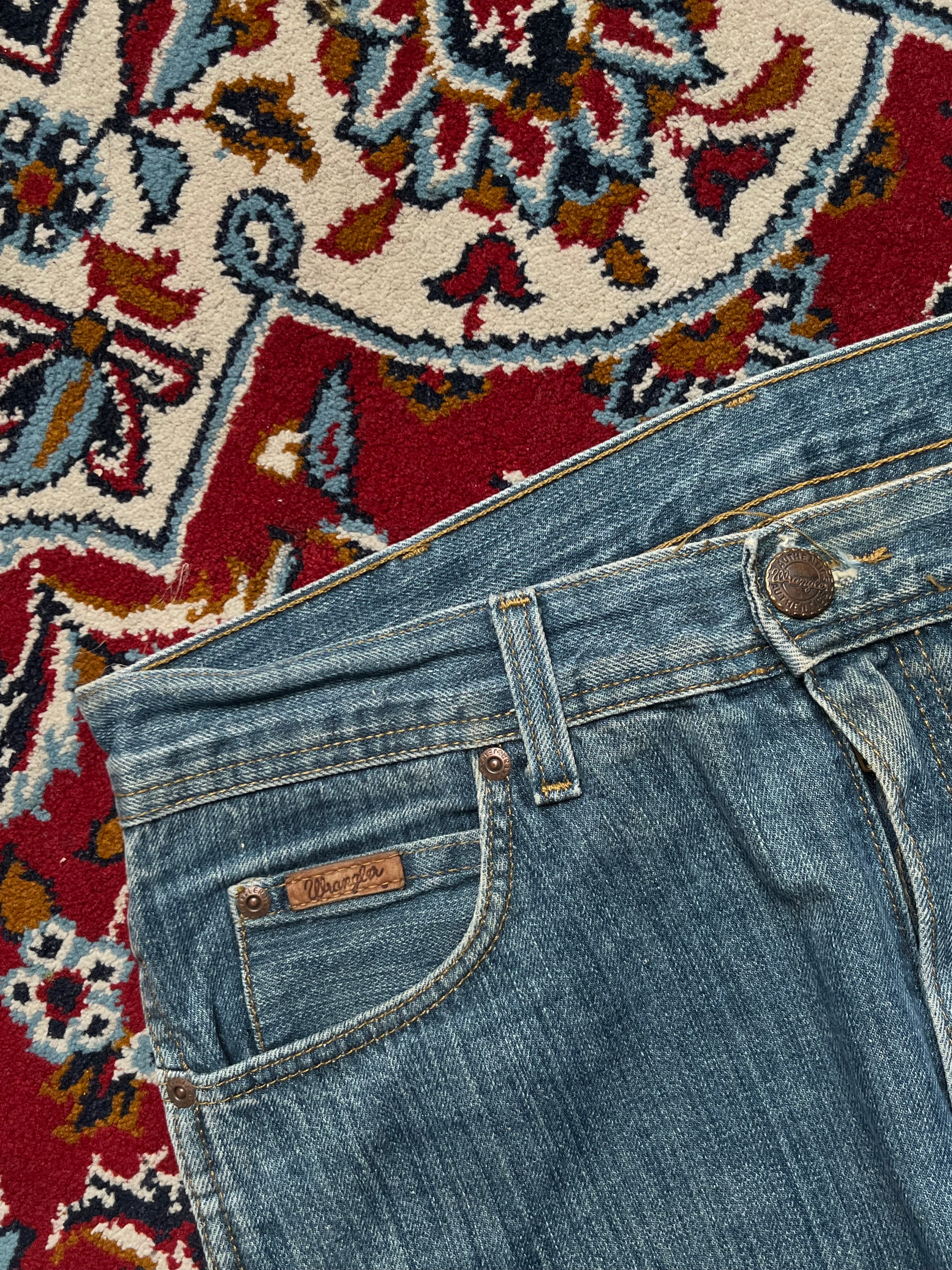 Wrangler Authentics Straight Fit Light Washed Jeans - 30