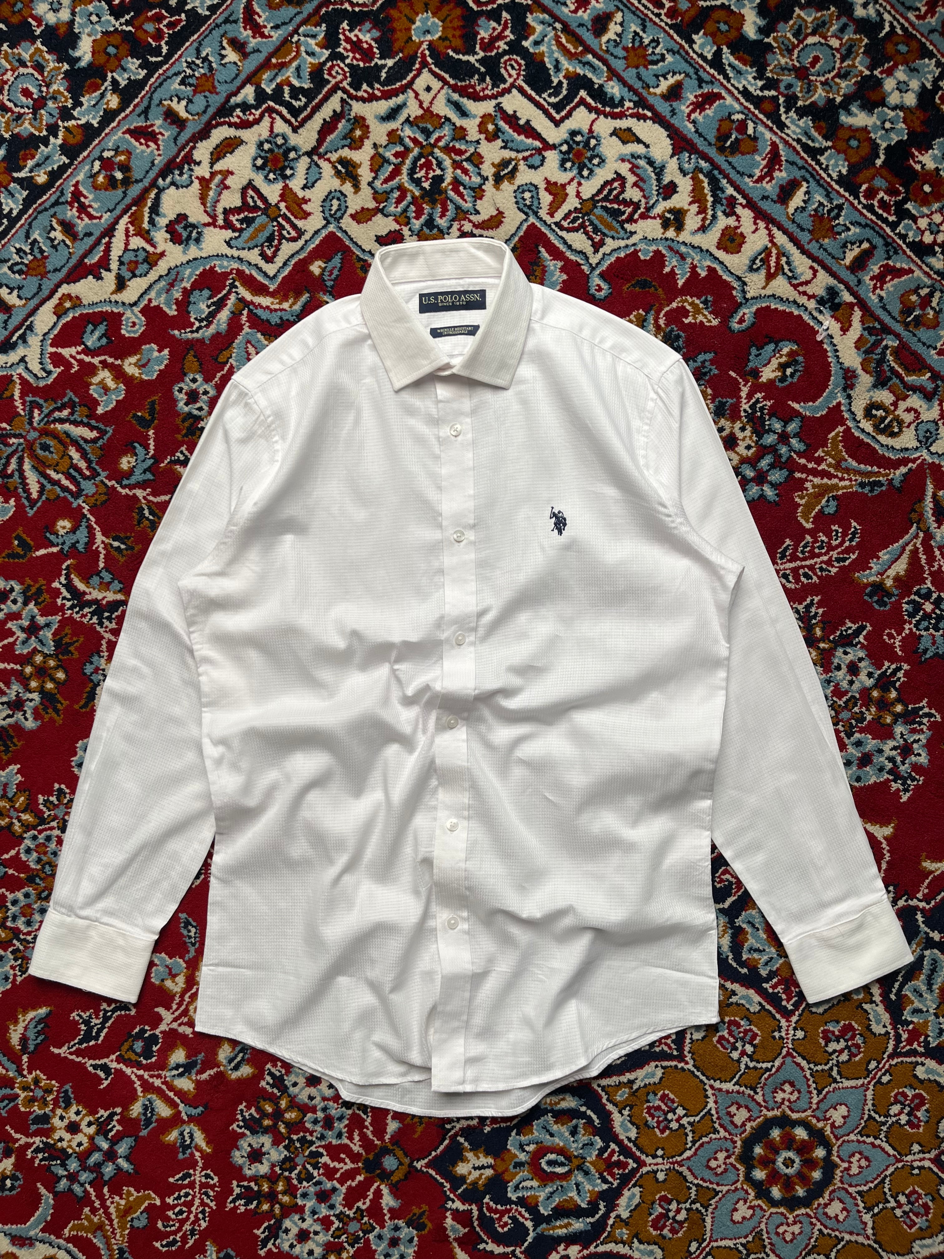 U.S. Polo Assn. White Wrinkle Resistant Button Down Dress Shirt - M