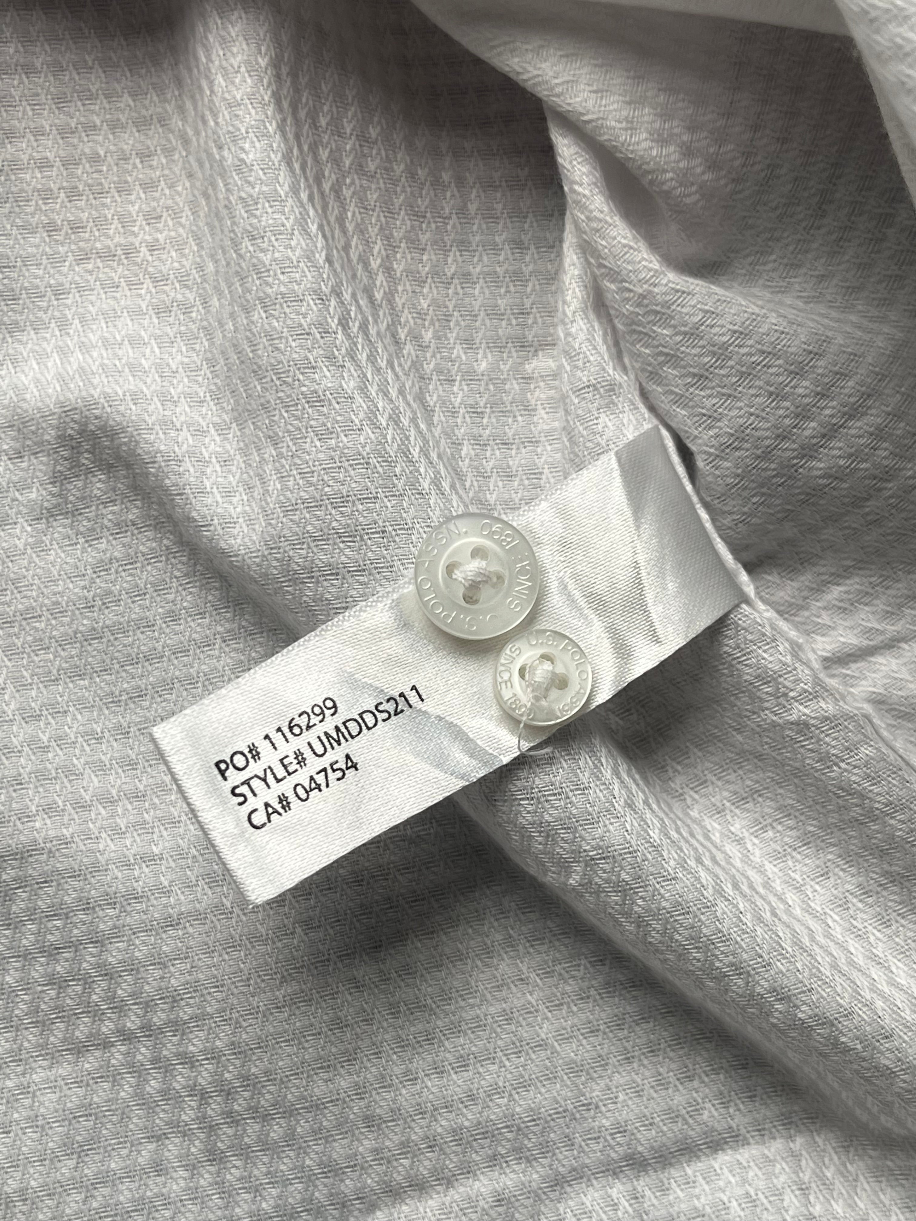 U.S. Polo Assn. White Wrinkle Resistant Button Down Dress Shirt - M