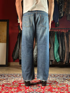 Levi's 514 Straight Relaxed FIT Medium Washed Classic JEANS - 34