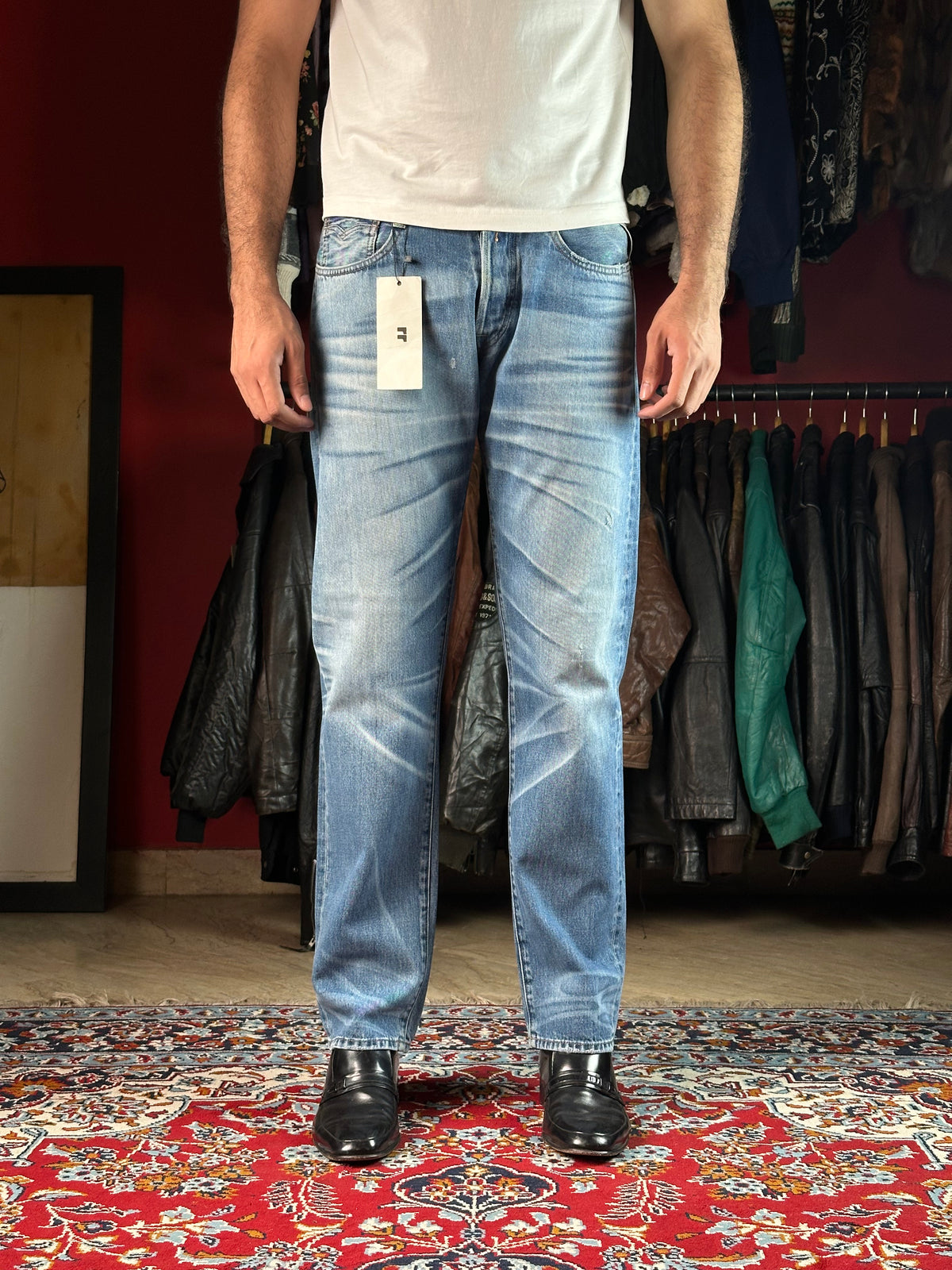 REPLAY Straight FIT Light WashED Distressed JEANS - 34