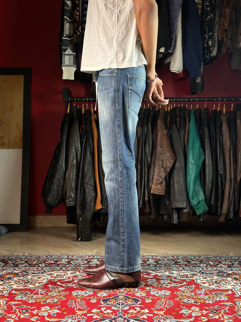 VINTAGE DENIM CO WASHED STRAIGHT FIT DARK BLUE JEANS - 32