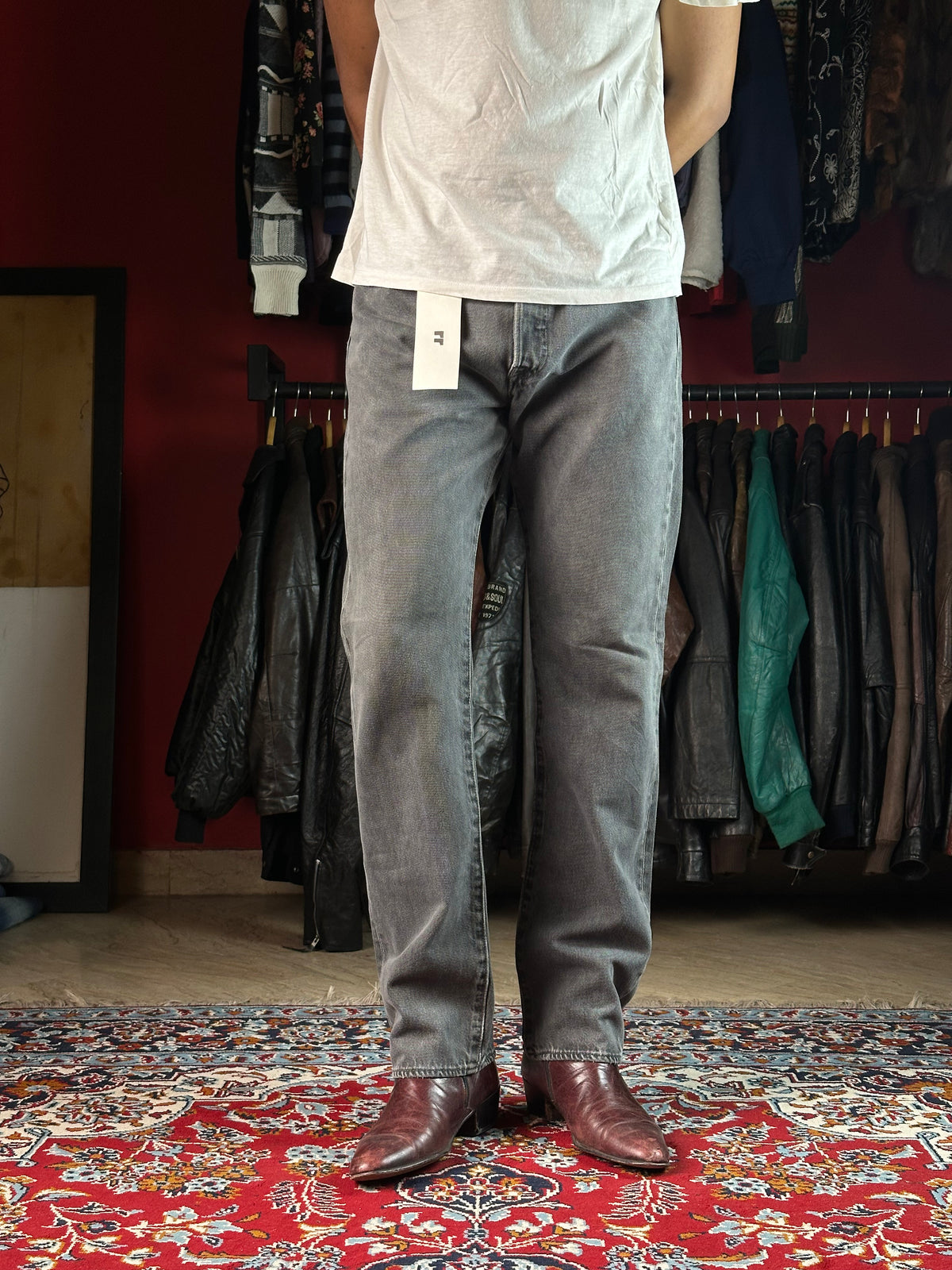 Levi’s 501 Original Fit Grey Straight FIT JEANS - 32