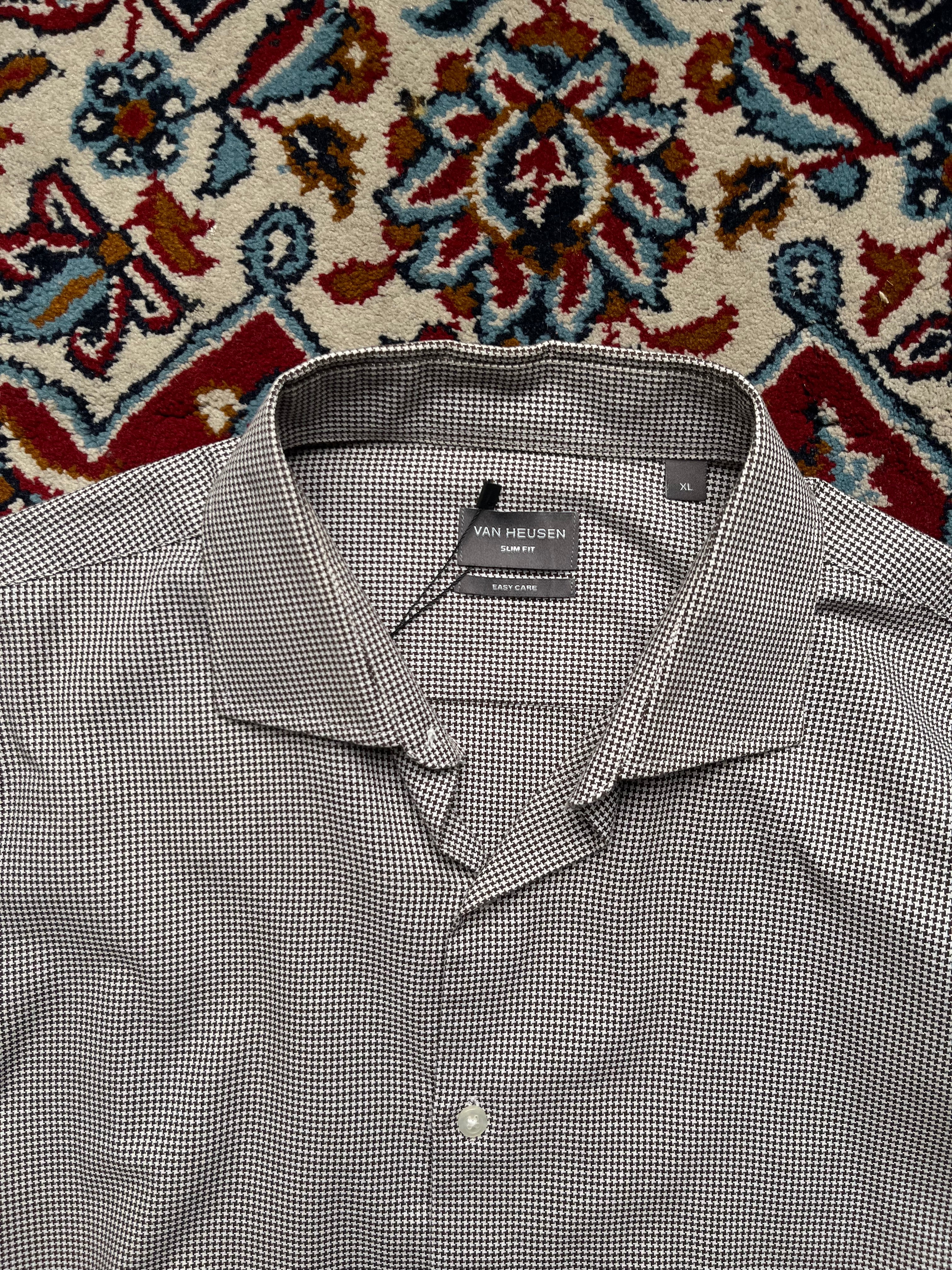 VAN HEUSEN SLIM FIT HOUNDSTOOTH BUTTON DOWN SHIRT - L