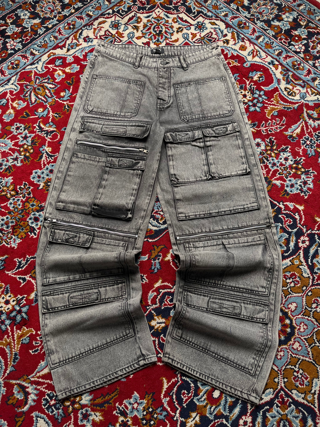 boohooMAN Washed Grey Loose Fit Multi Pocket Cargo Jeans - 32