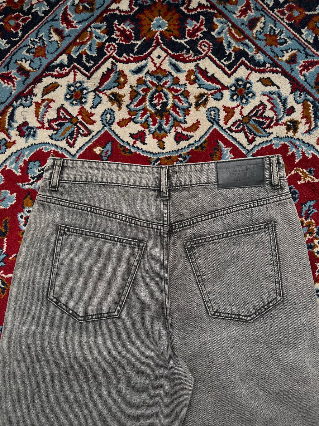 boohooMAN Washed Grey Loose Fit Multi Pocket Cargo Jeans - 32