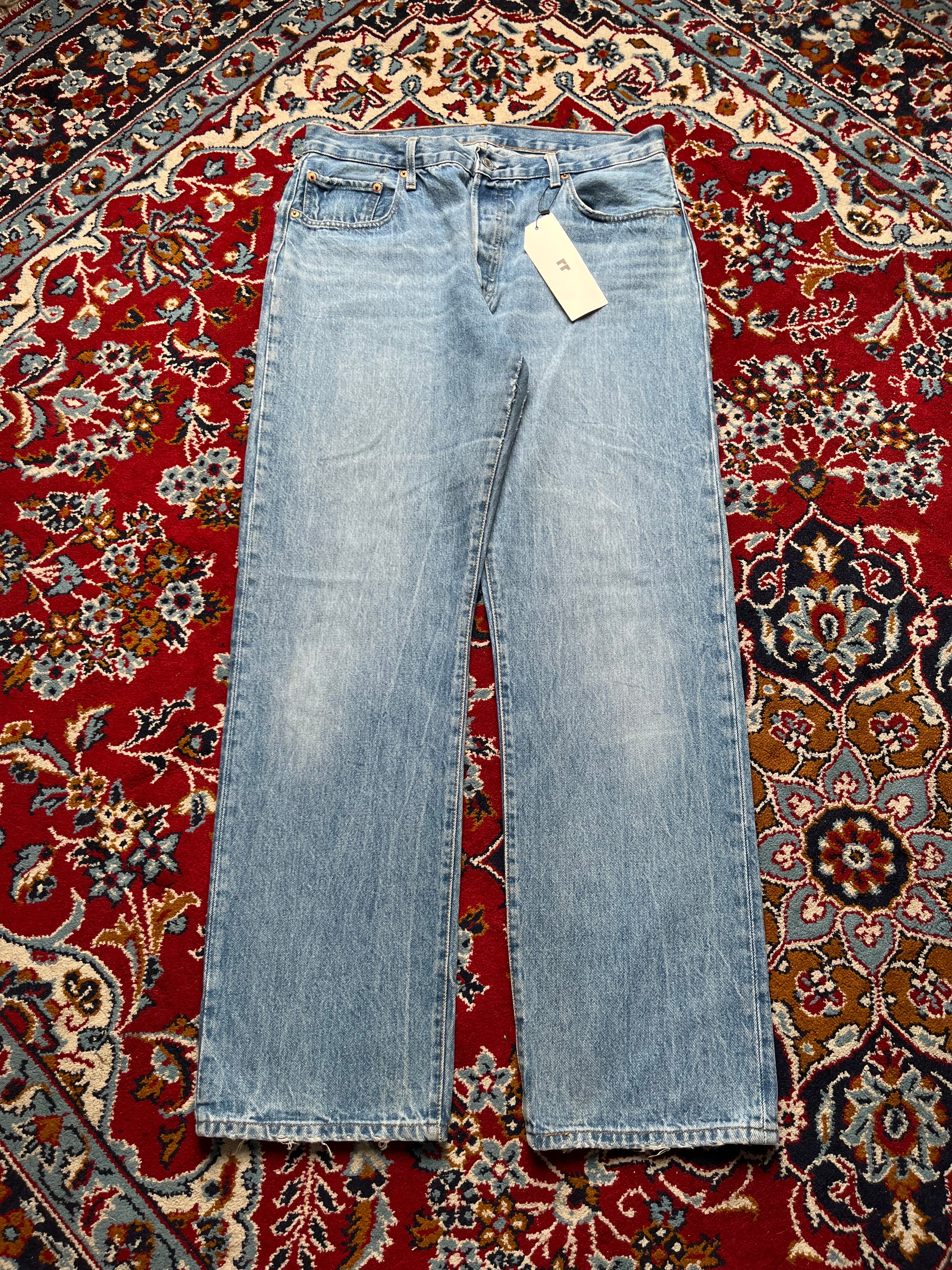 Levi's 501 Premium Original Fit Light Washed Jeans - 34
