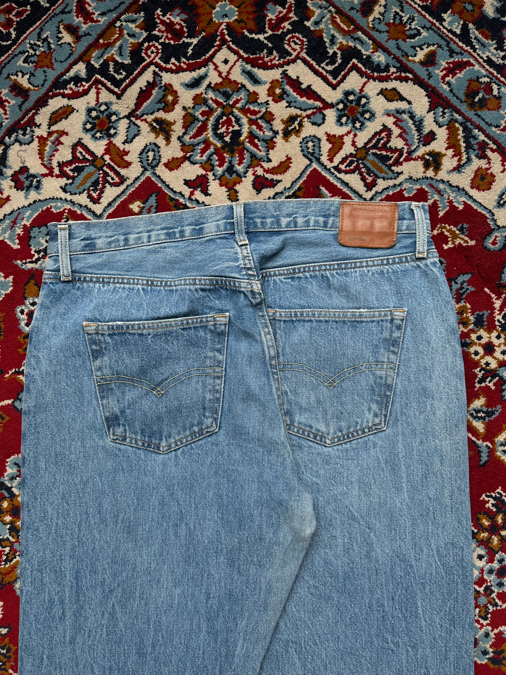 Levi's 501 Premium Original Fit Light Washed Jeans - 34
