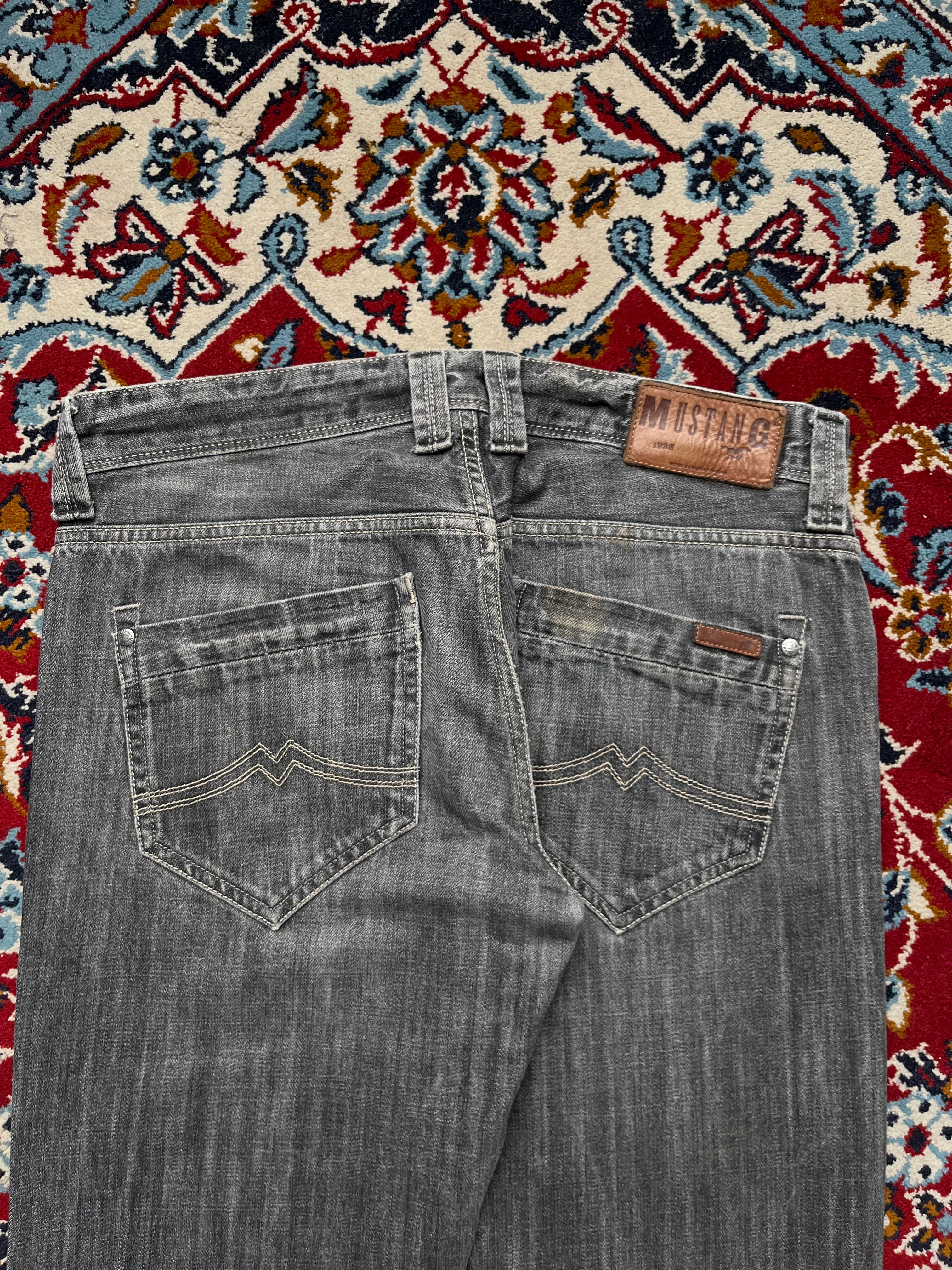 Mustang Vintage Grey Washed Bootcut Jeans - 32
