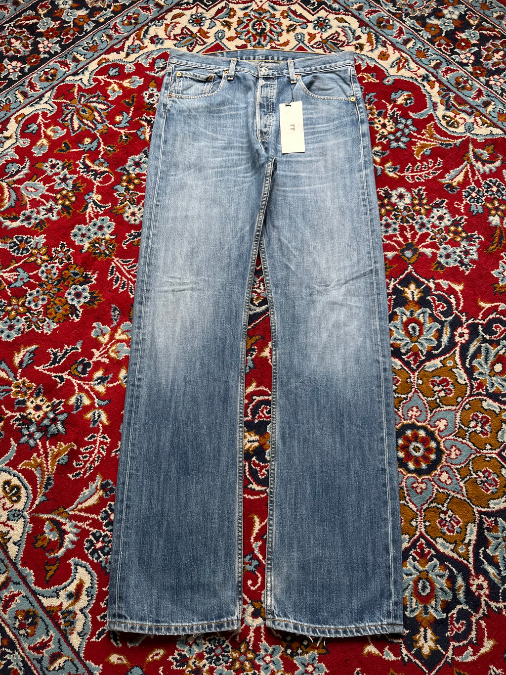 LEVIS 501 Original Straight Fit Light Washed JEANS - 32