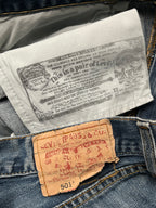 LEVIS 501 Original Straight Fit Light Washed JEANS - 32