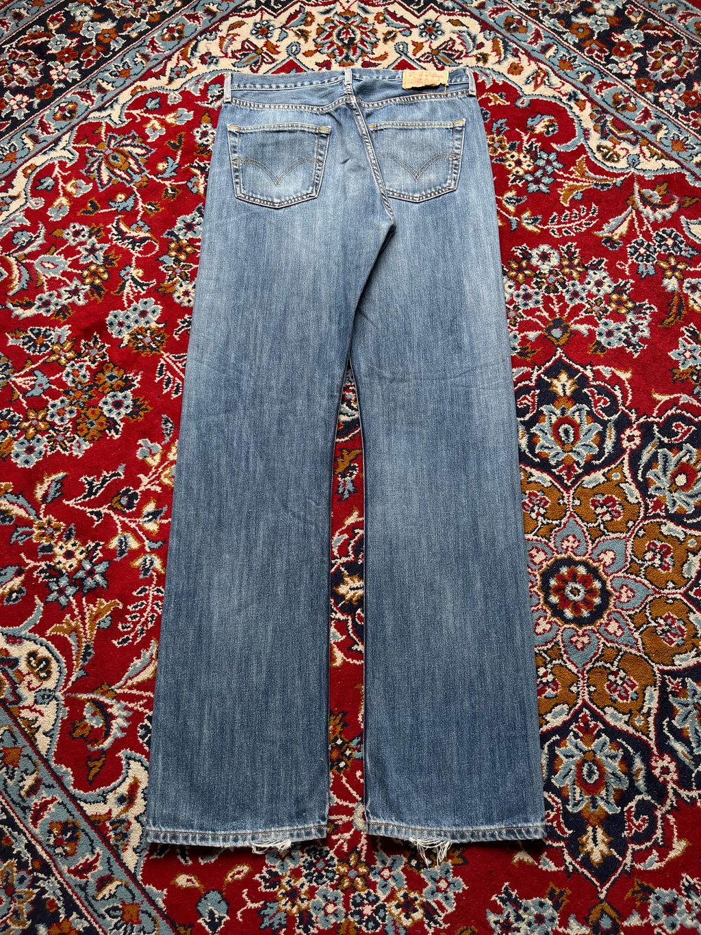 LEVIS 501 Original Straight Fit Light Washed JEANS - 32