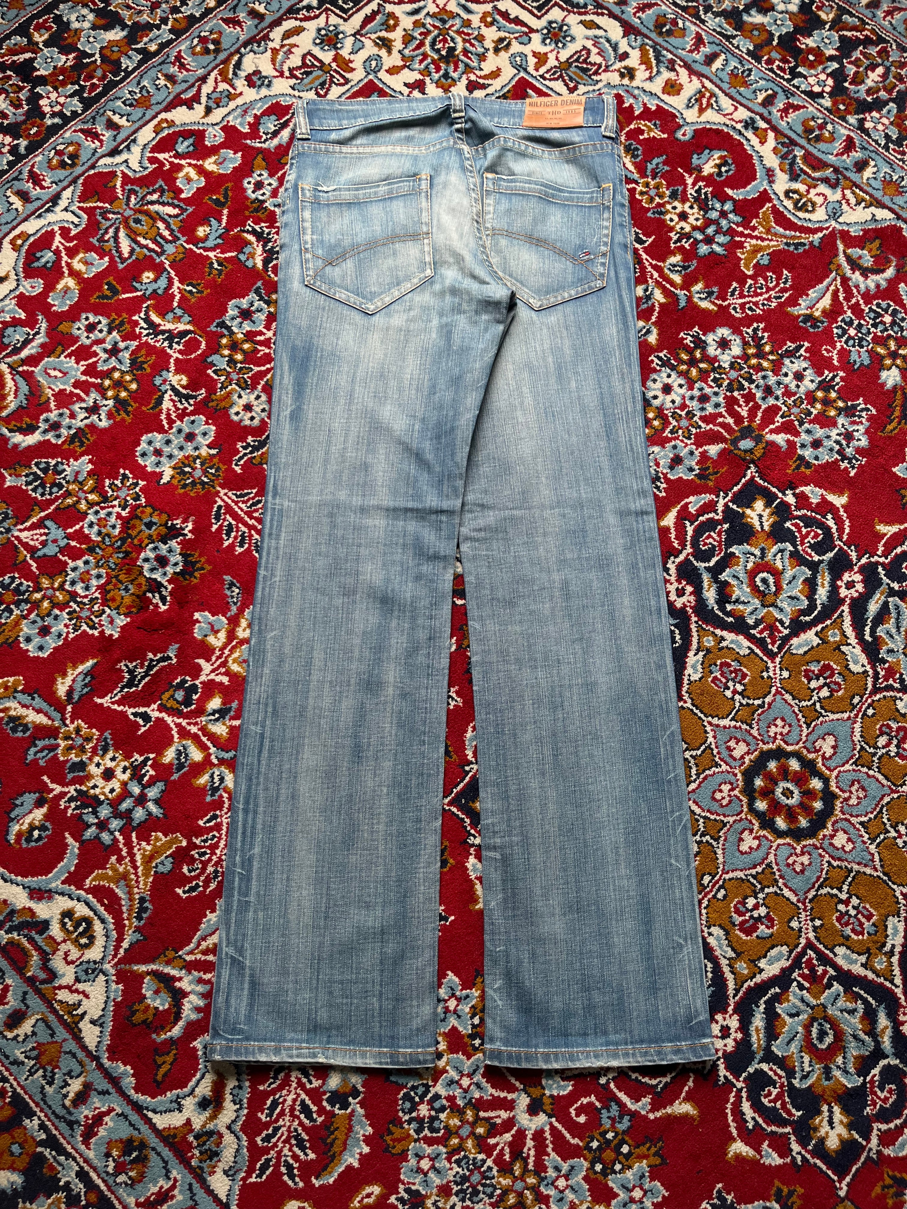 Tommy Hilfiger Denim Faded Light Washed JEANS - 32