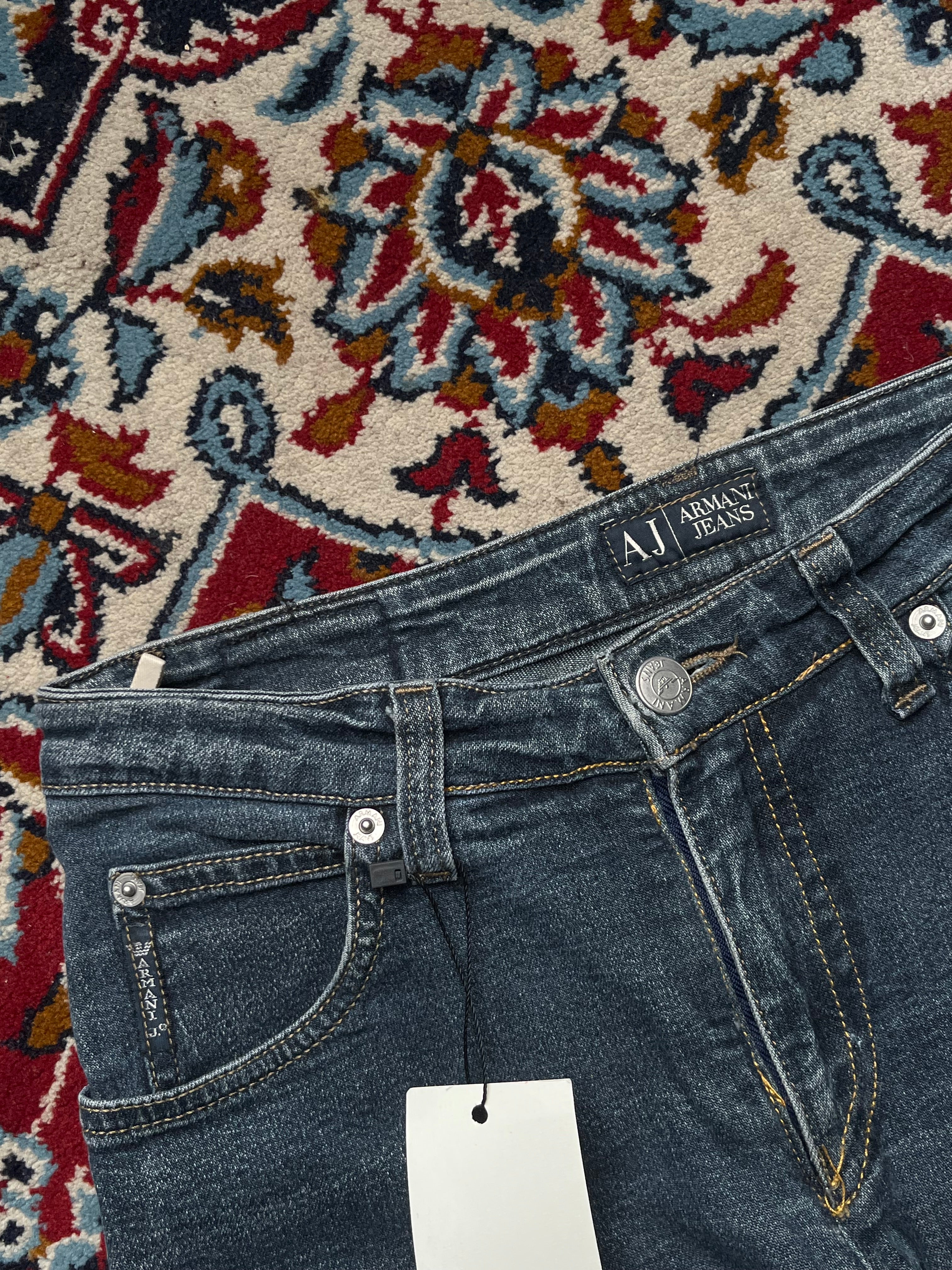 ARMANI JEANS J05 Series Indigo Comfort Fit Faded Blue JEANS - 28