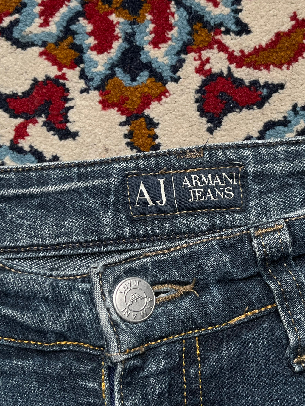 ARMANI JEANS J05 Series Indigo Comfort Fit Faded Blue JEANS - 28