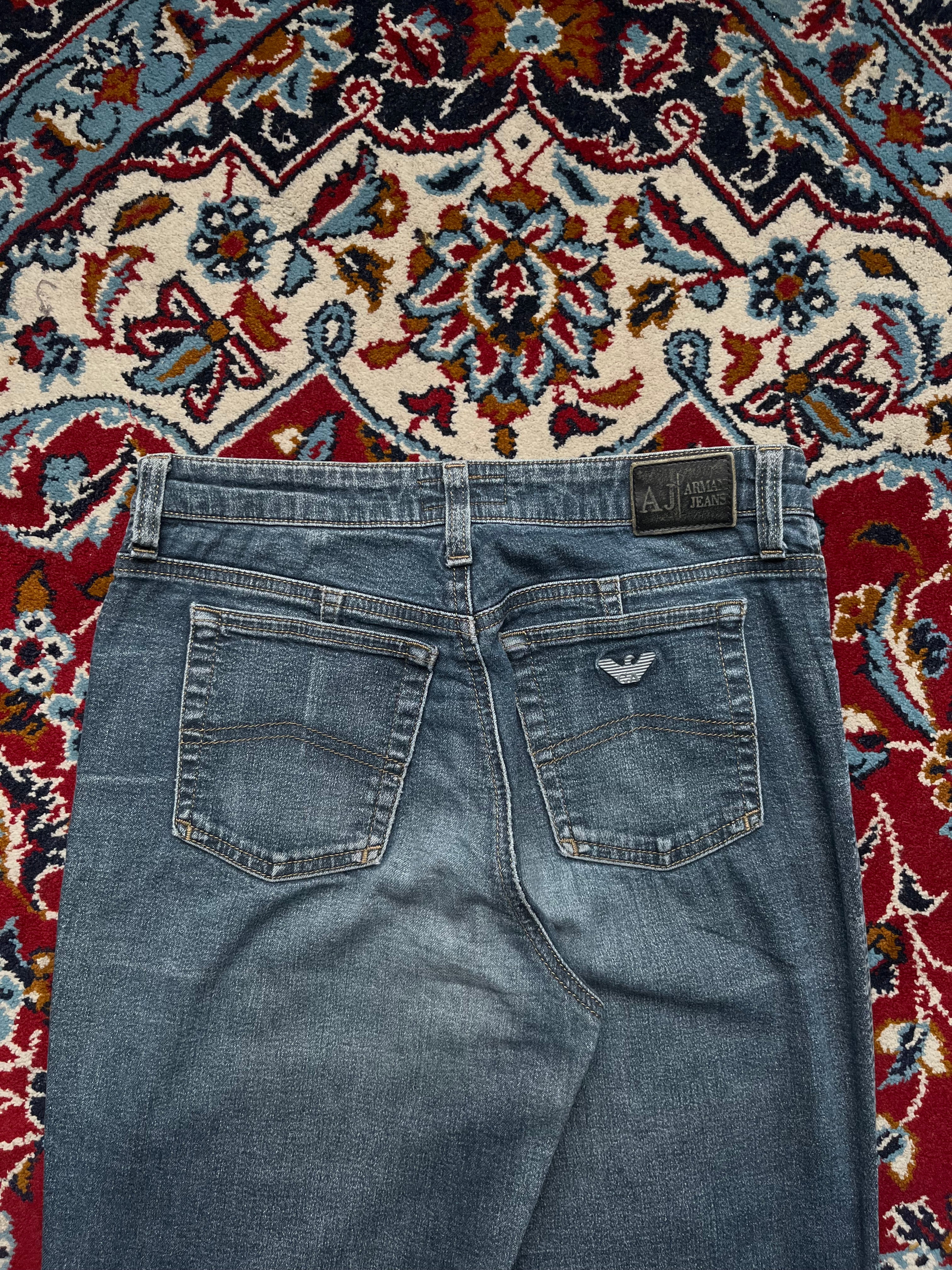 ARMANI JEANS J05 Series Indigo Comfort Fit Faded Blue JEANS - 28