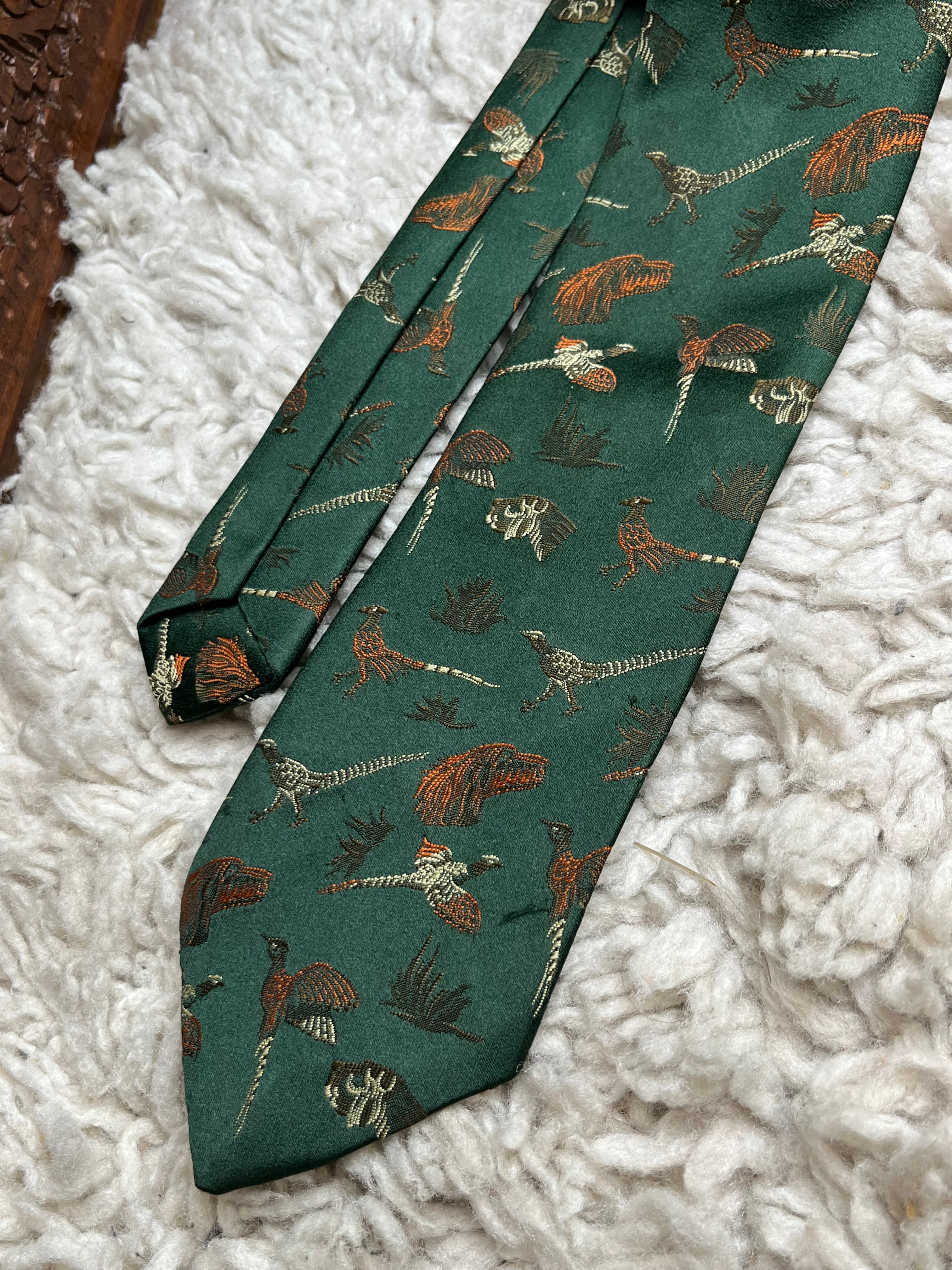 Vintage Melliard of London Green Flying Pheasant Duck Hunting Motif Tie