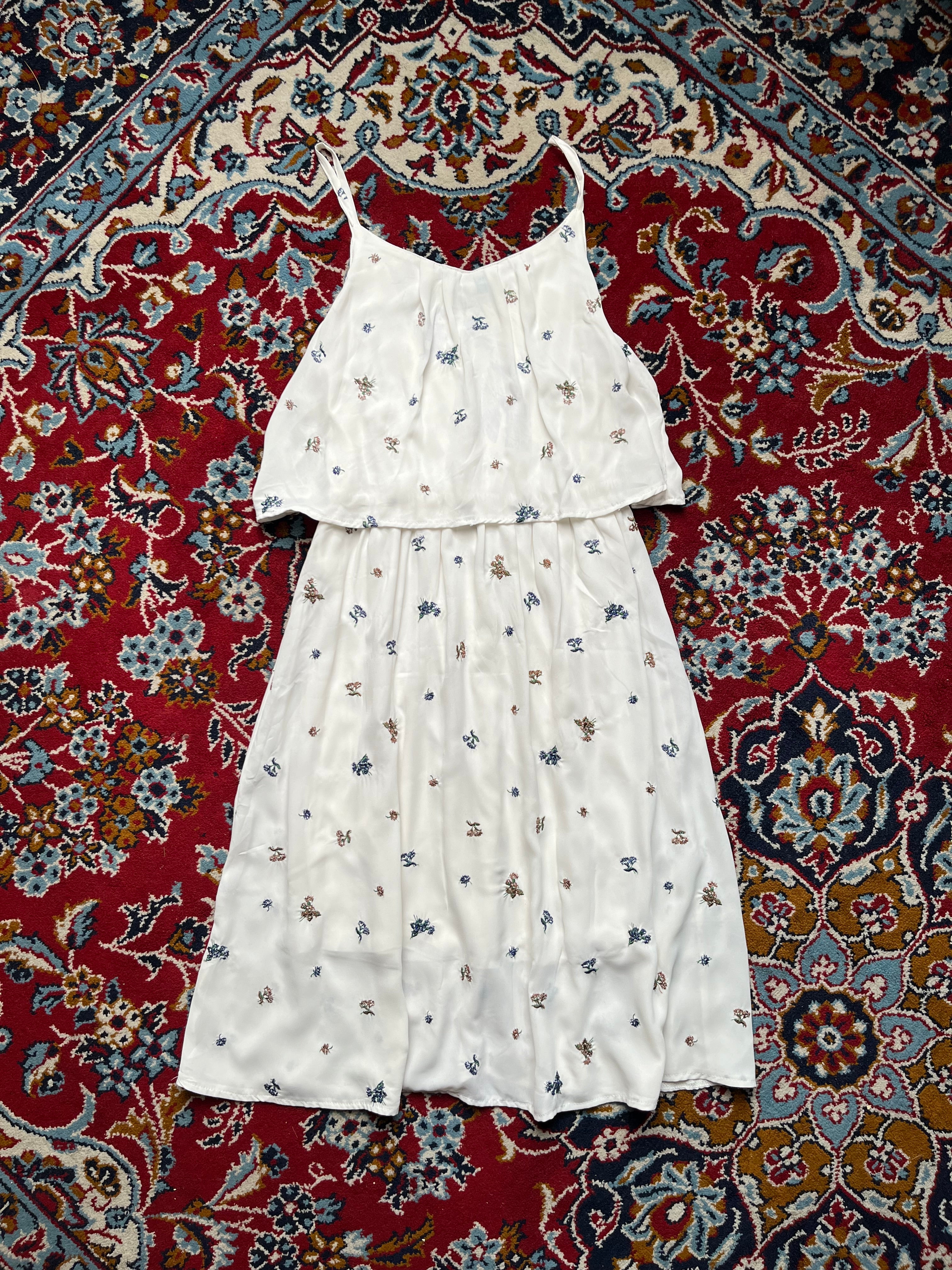 CHIP CLIP Floral Embroidered Tiered Cami White Dress - S