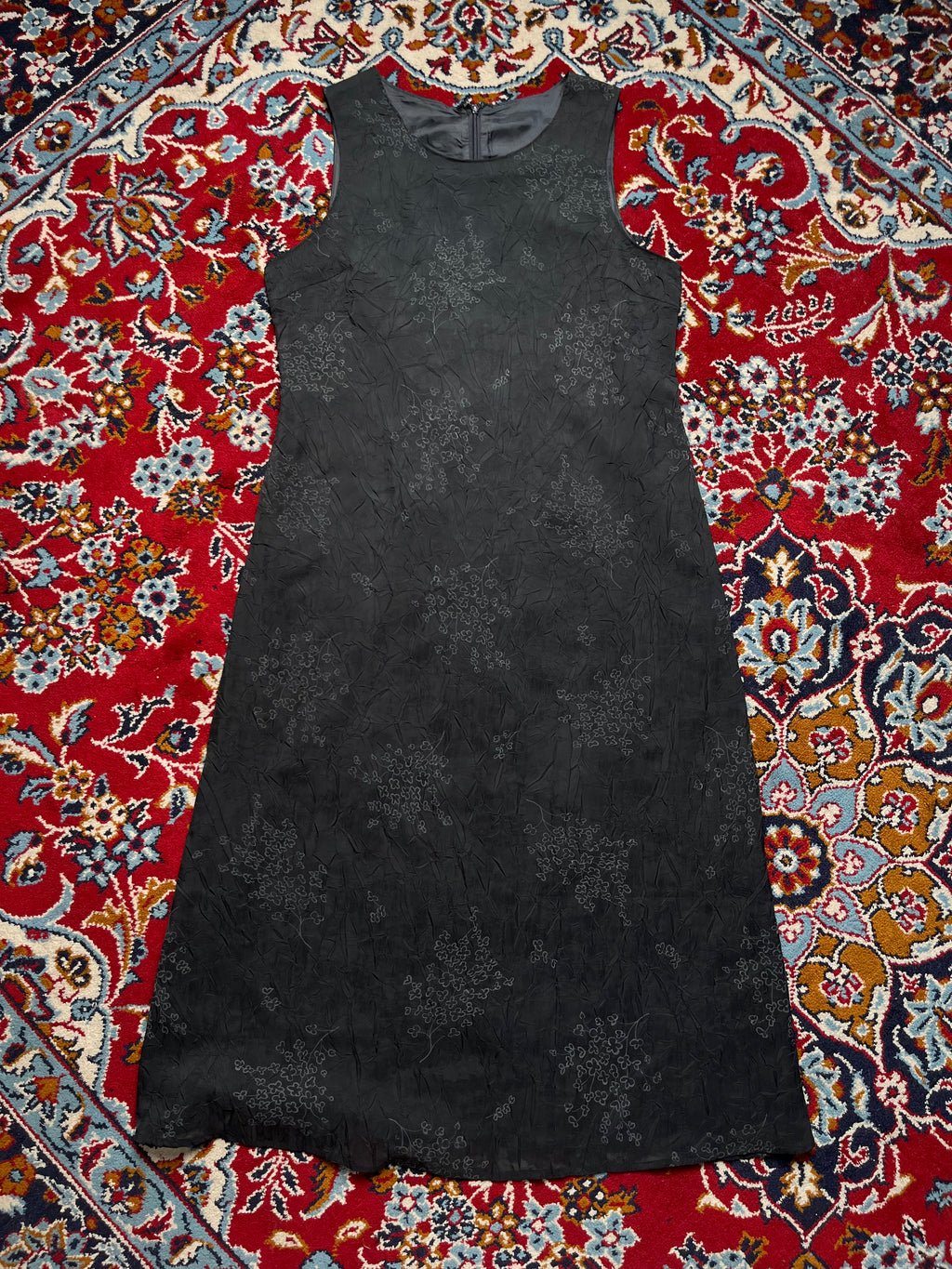 Women Black Crinkled Floral Jacquard Sleeveless Dress - M