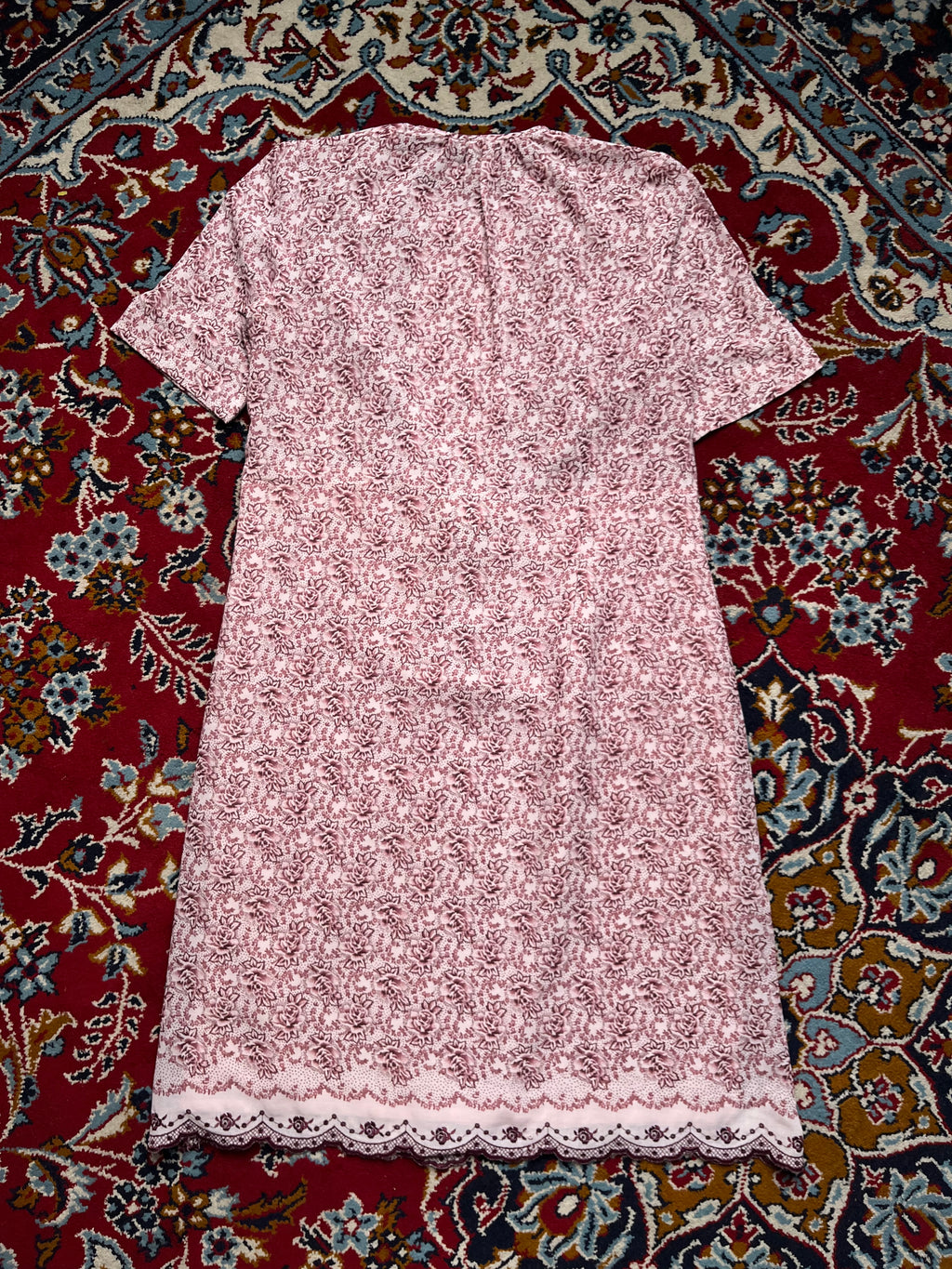 Vintage Floral Hem Pink Maroon Short Sleeve Dress - M