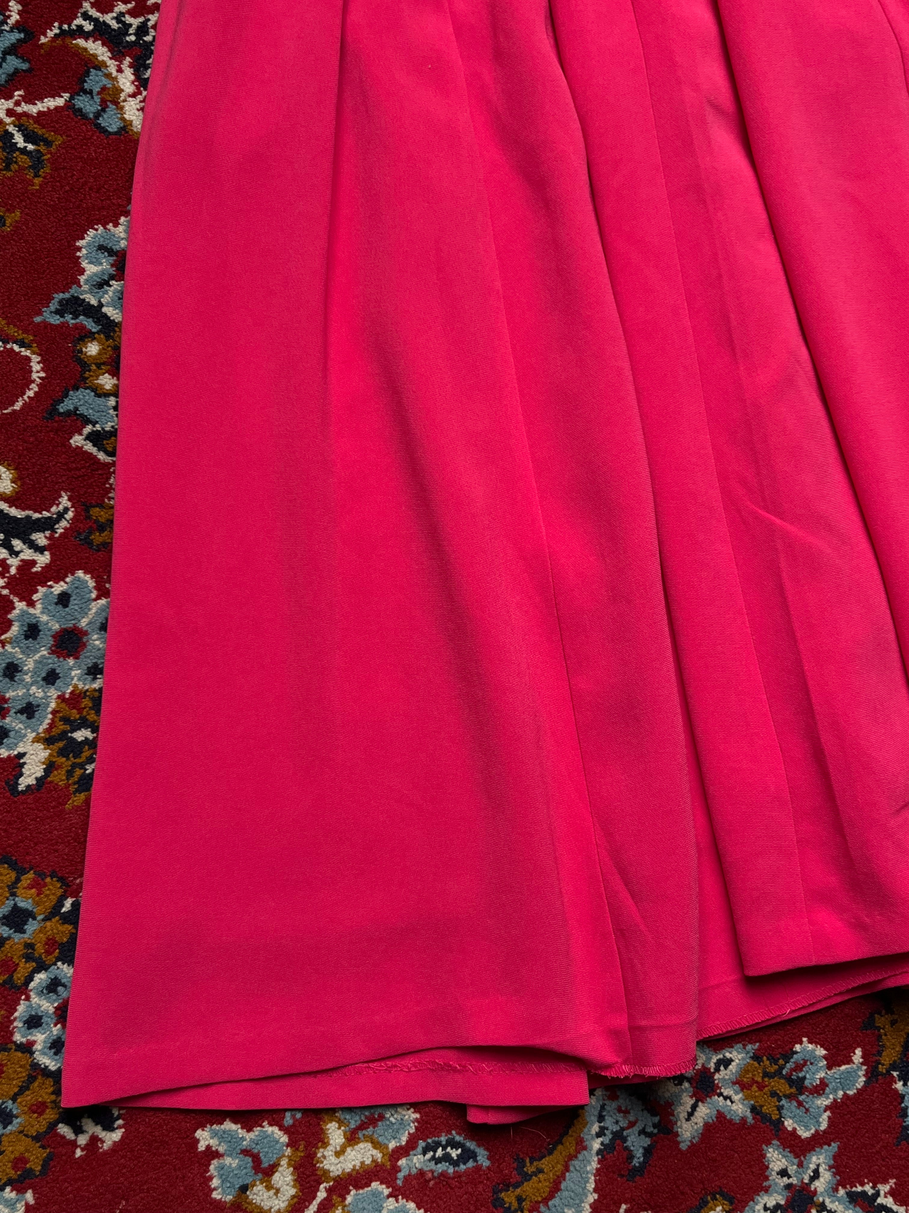 ROPÉ mademoiselle Vintage Hot Pink Pleated Skirt - 24