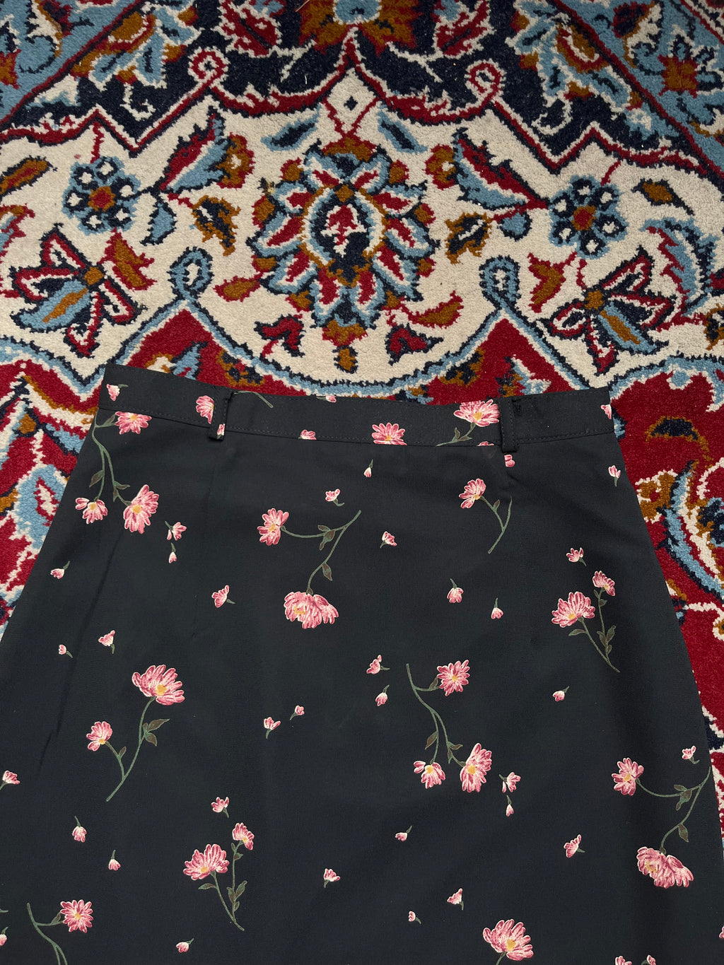 VANT Vintage Floral Print BLACK Skirt - 24