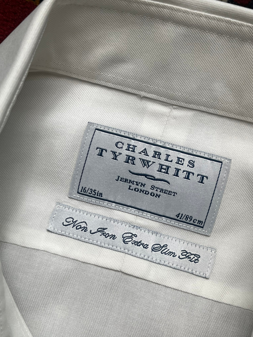 Charles Tyrwhitt White Non-Iron Extra Slim Fit Button Down Shirt - L