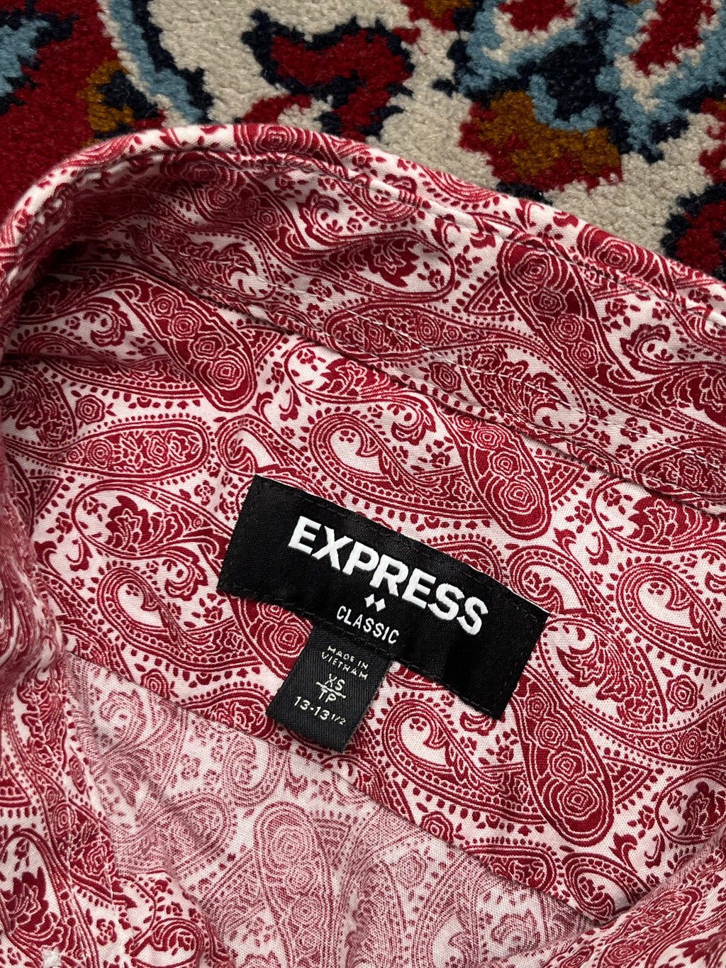 Express Mens Classic Fit Paisley Button Down Shirt - S