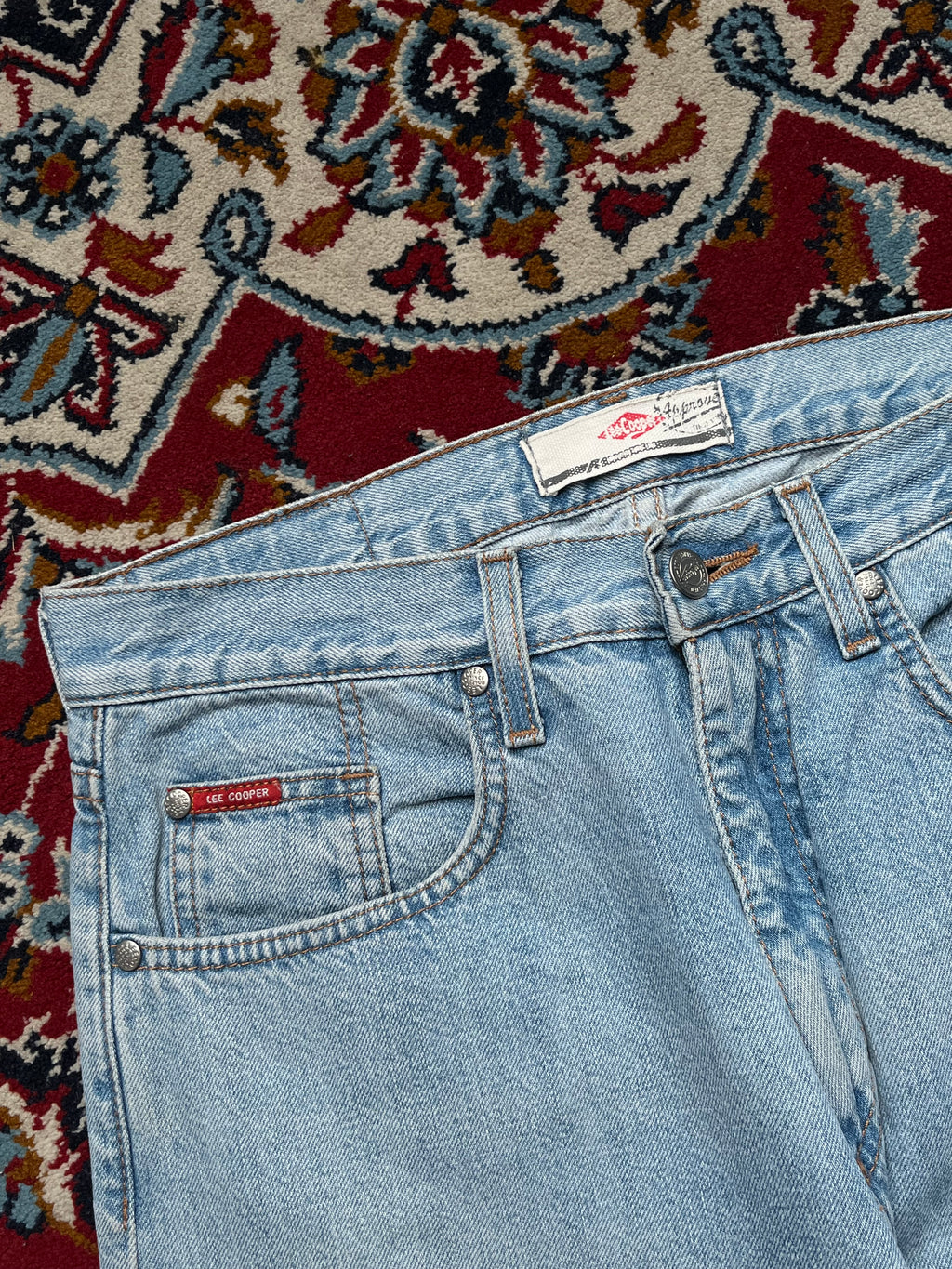 Vintage Lee Cooper Light Washed Straight Fit Jeans - 30