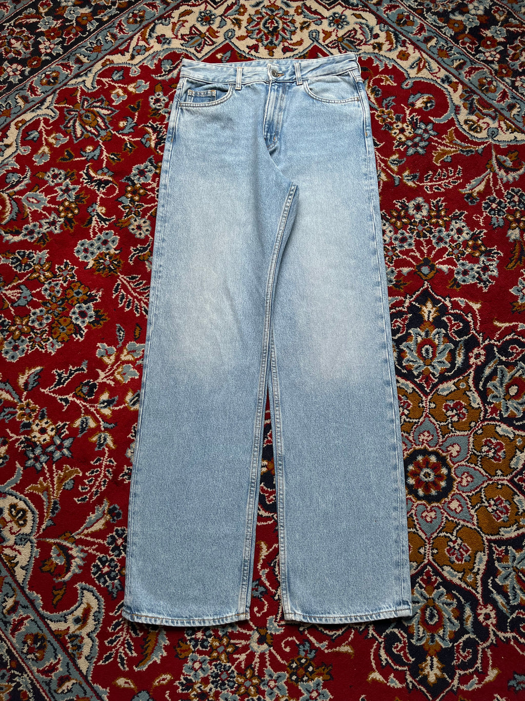 COS Light Washed Relaxed Fit Jeans - 30