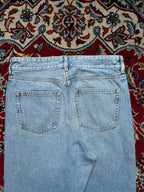 COS Light Washed Relaxed Fit Jeans - 30